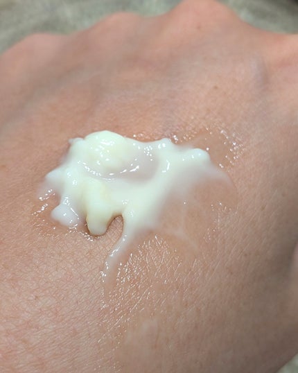 フロムロストゥービューティー メルティボディババロア/From Loss To Beauty/ボディクリームを使ったクチコミ(3枚目)