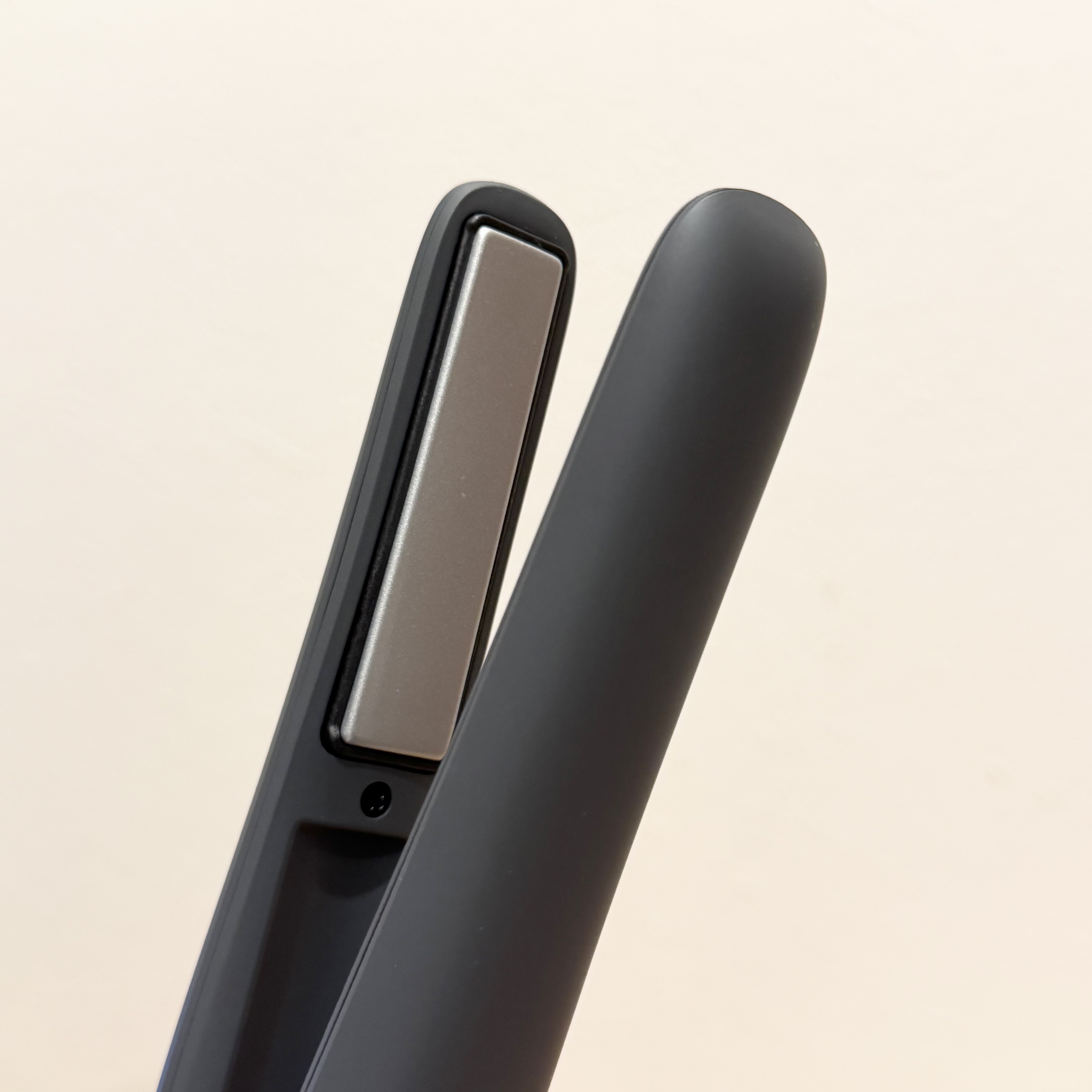 サロニア　コードレス ストレートヘアアイロン/SALONIA/ストレートアイロンを使ったクチコミ（2枚目）