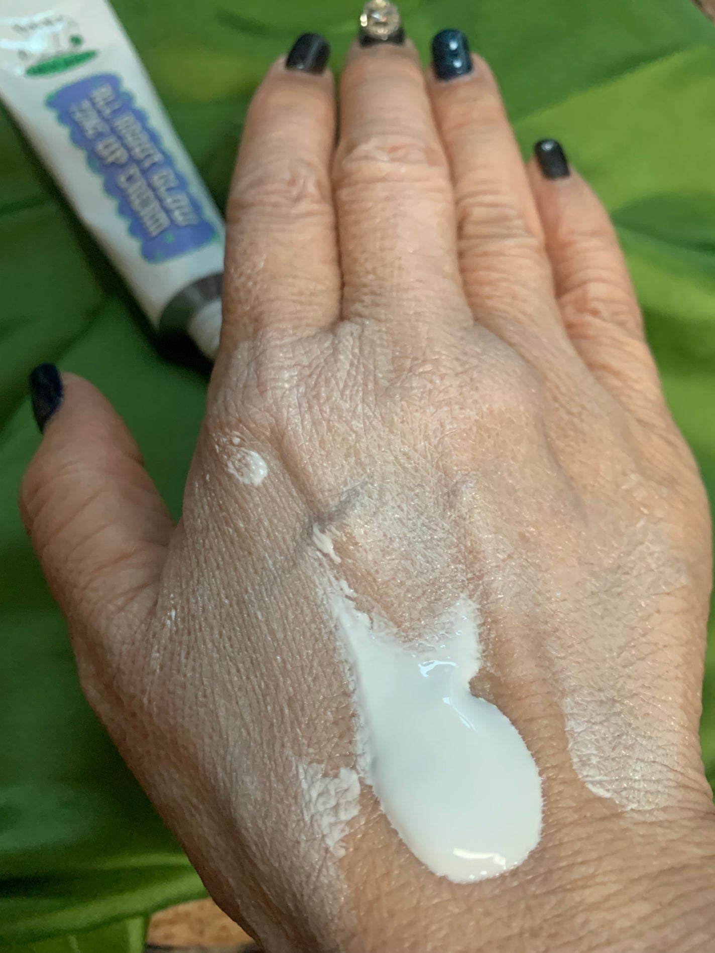 オールアバウトグロウトーンアップクリーム/CHASIN'RABBITS/化粧下地を使ったクチコミ(2枚目)