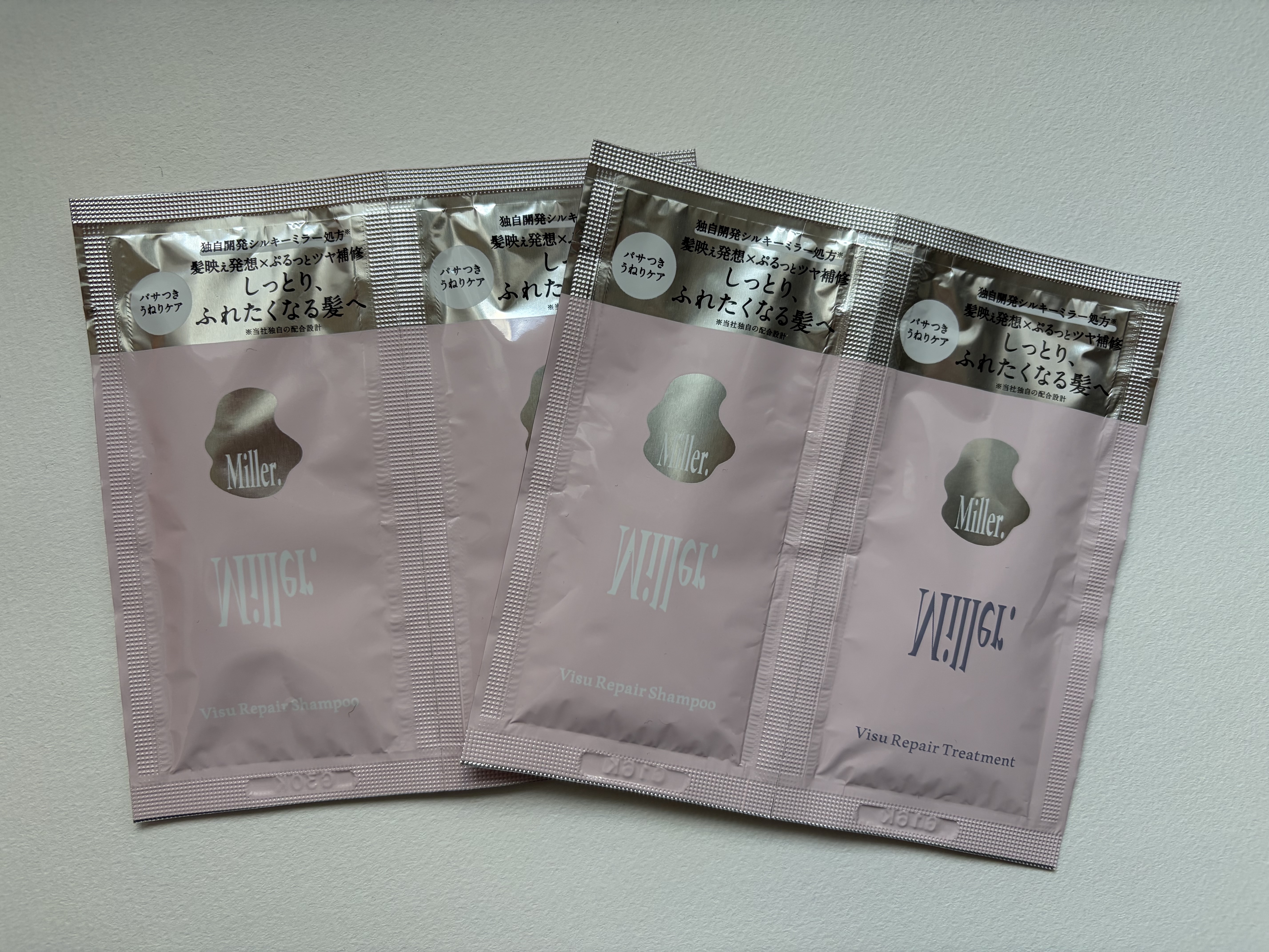 LOFT購入品⭕️
ヘアケアブランド〖Miller.〗
初めて使うのでトライアルパウチにしましたがめっちゃめっちゃ良くてびっくり👀‼️
まずシャンプーはとろみがあって少し重ためのテクスチャーだけど泡立たがとても良く、洗い上がりもサラッとし