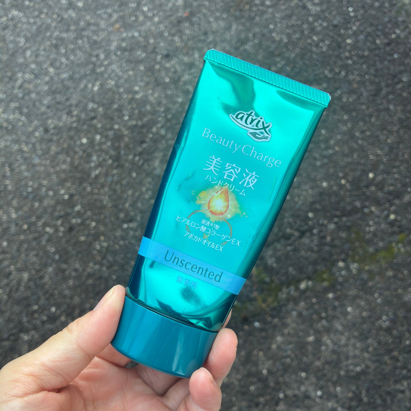 mii on LIPS 「娘がままは手がカサカサだからと😂プレゼント🎁してくれてリピート..」(1枚目)