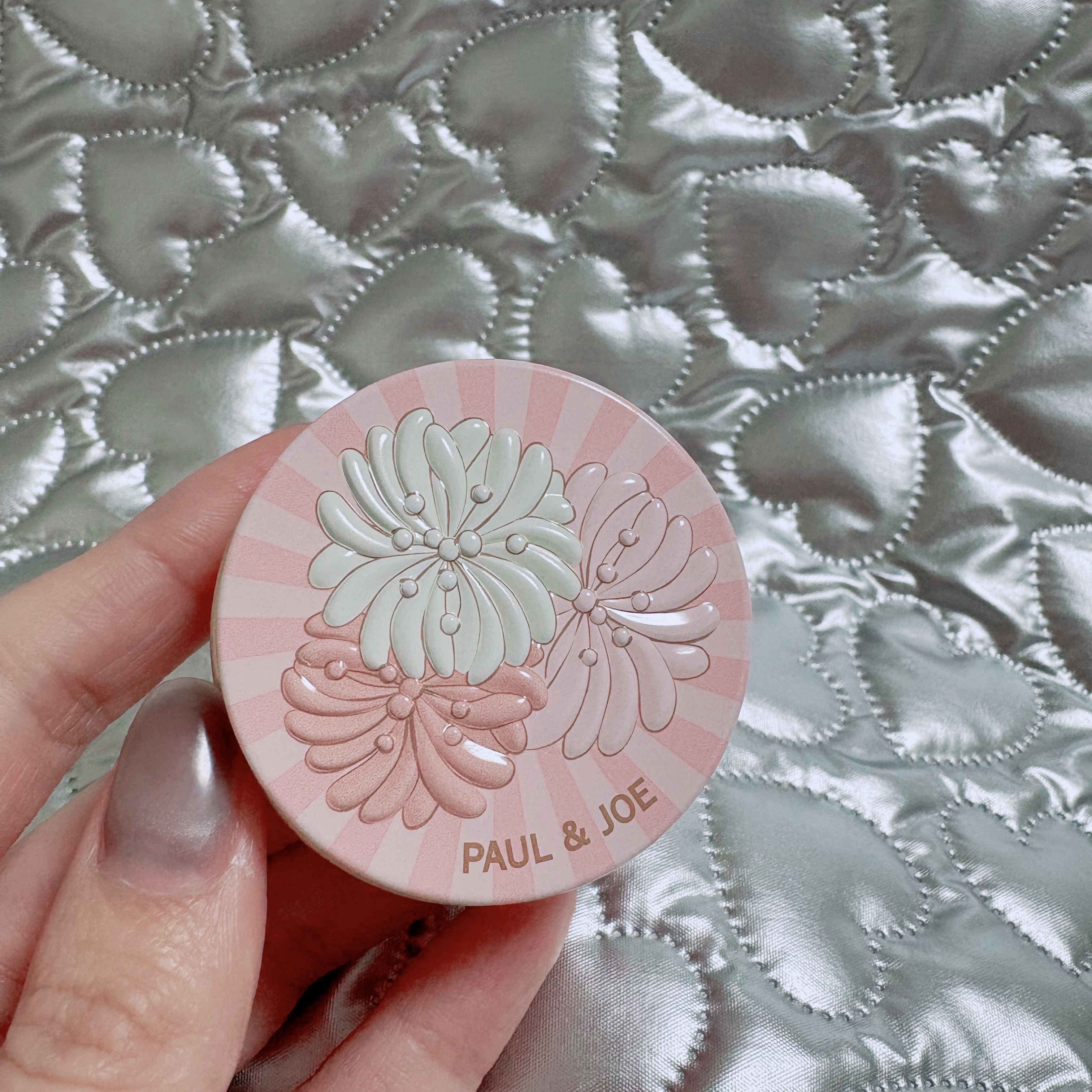 リップ トリートメントバーム/PAUL & JOE BEAUTE/リップバームを使ったクチコミ（1枚目）