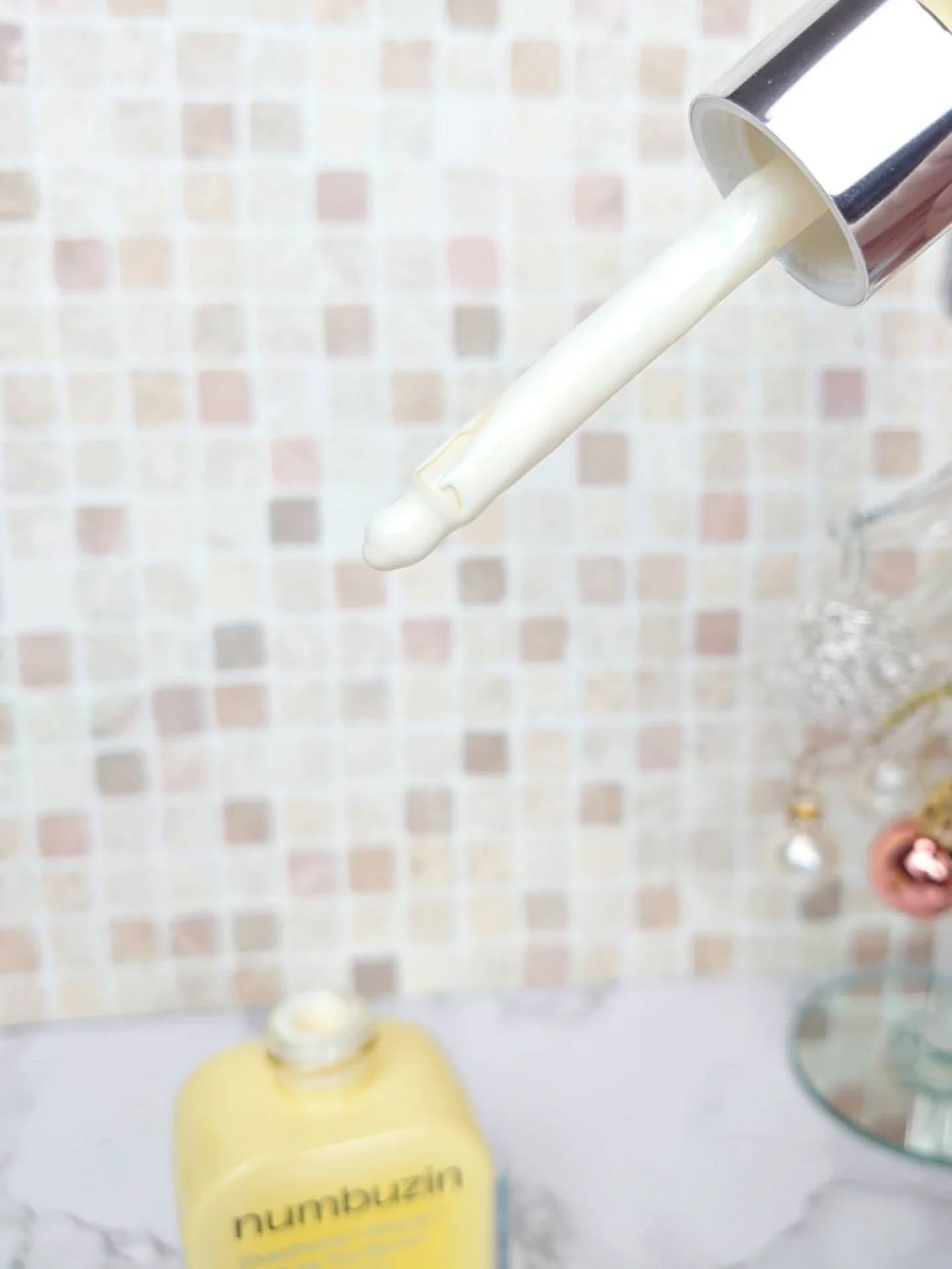 5番 白玉グルタチオンCトーンアップベース SPF50+ PA++++/numbuzin/化粧下地を使ったクチコミ（2枚目）