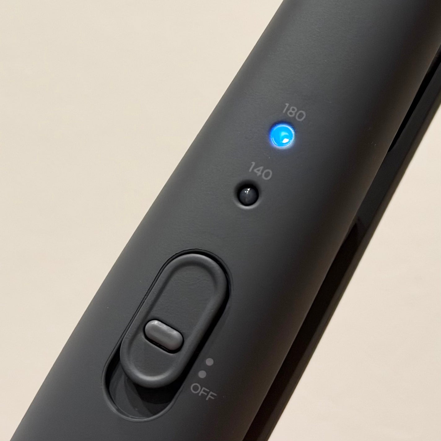 サロニア コードレス ストレートヘアアイロン/SALONIA/ストレートアイロンを使ったクチコミ(3枚目)