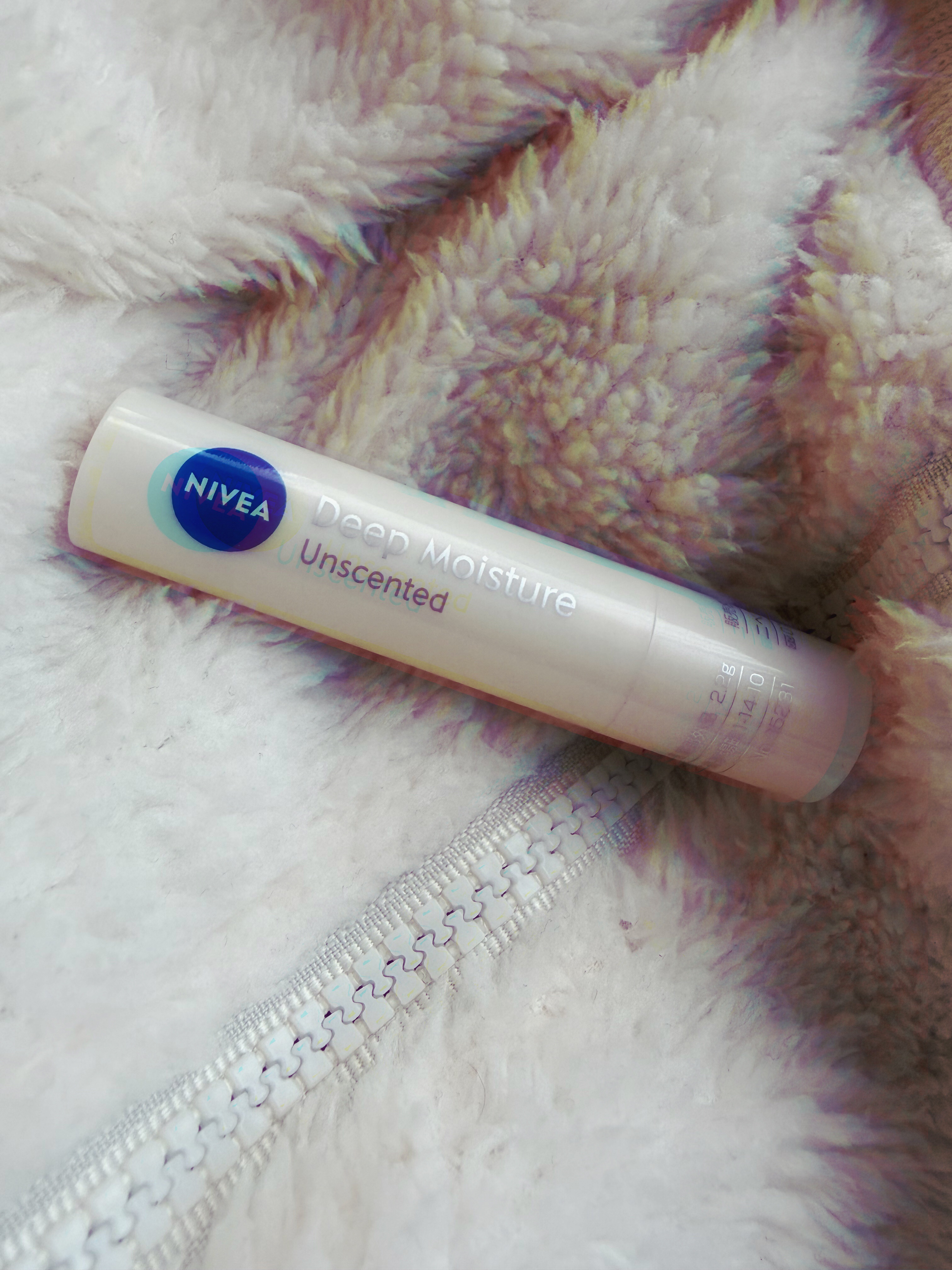 ニベア ディープモイスチャーリップ/ニベア/リップクリームを使ったクチコミ（1枚目）