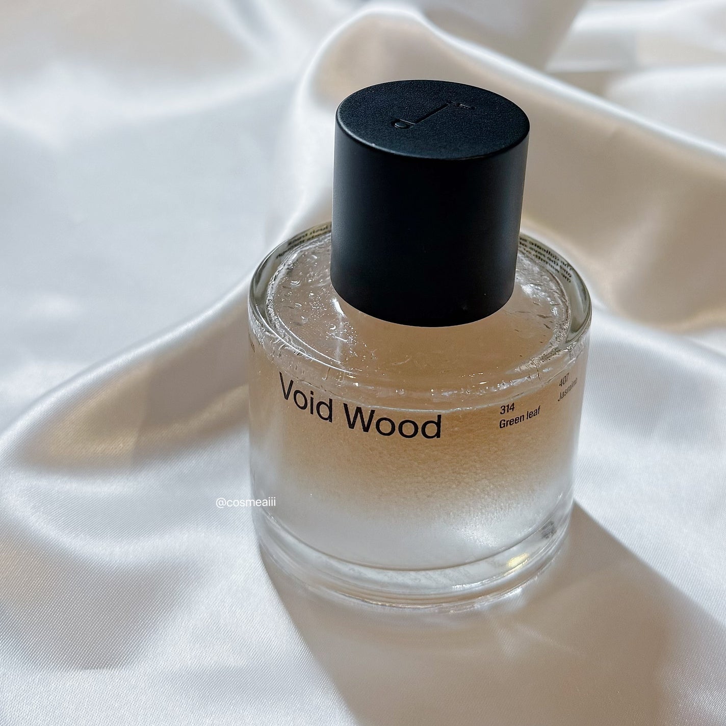 オードパフューム ボイドウッド/Addct/香水(レディース)を使ったクチコミ(3枚目)