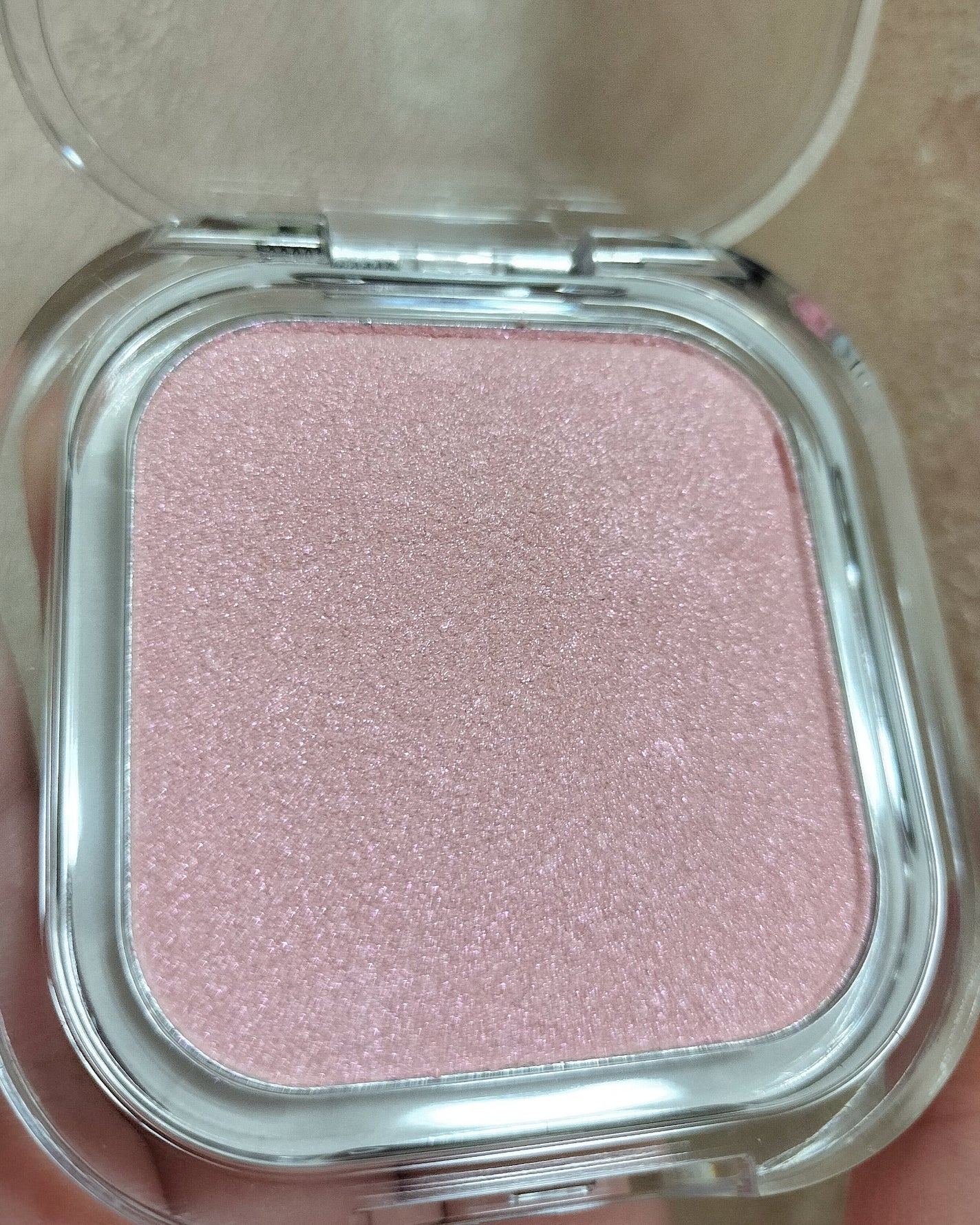 フェイスフィルボリューマーハイライター/mude./パウダーハイライトを使ったクチコミ(3枚目)