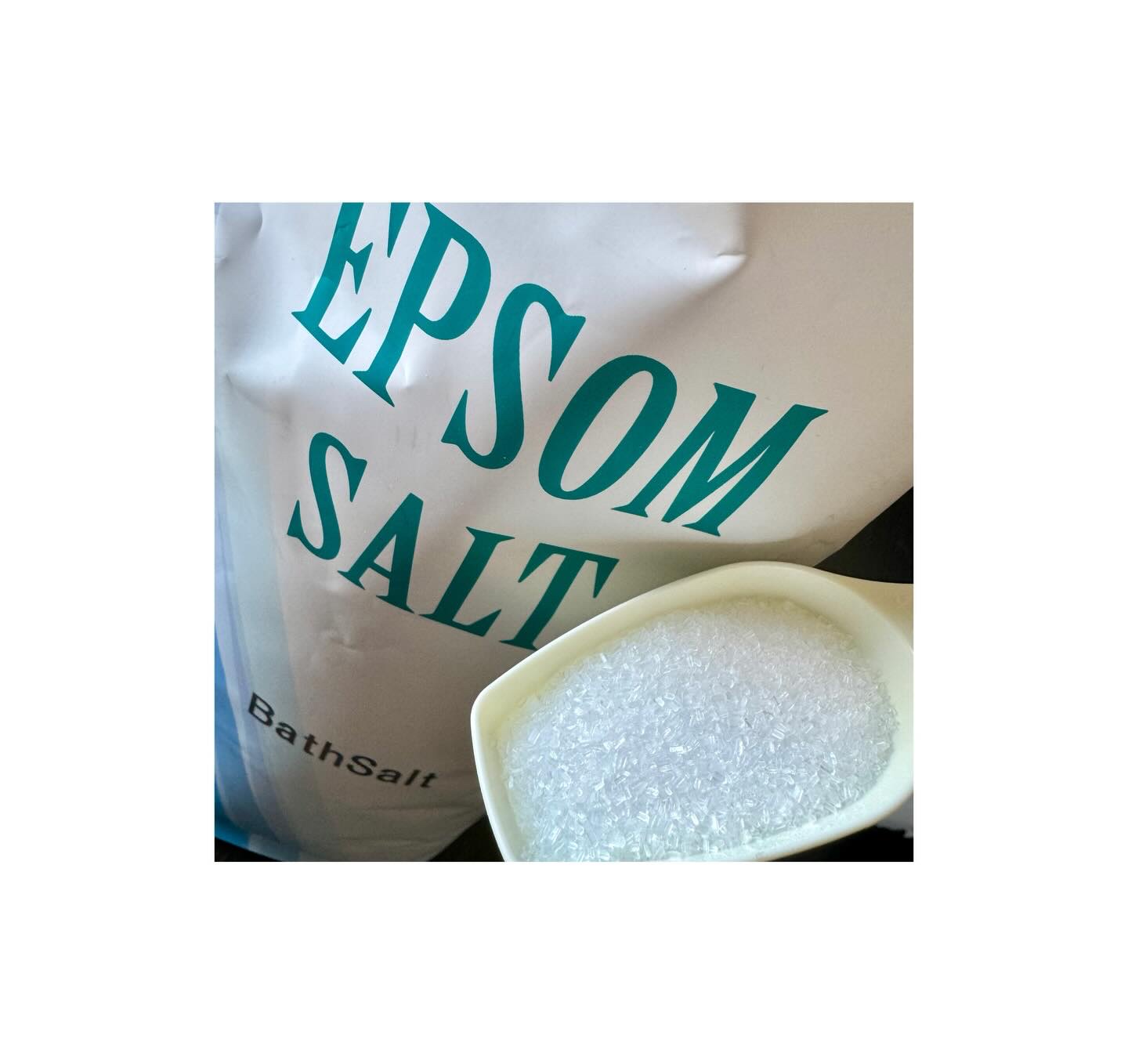 .
.
海のミネラル由来の入浴剤 🛀
アースコンシャスのエプソムソルト❣️
無添加処方で追い焚きも可能🙆‍♀️
.
.
自然原料由来のナチュラルバスソルトで
成分は硫酸マグネシウムと言う
海水にも含まれるミネラルの一種 🌊
.
ソルト