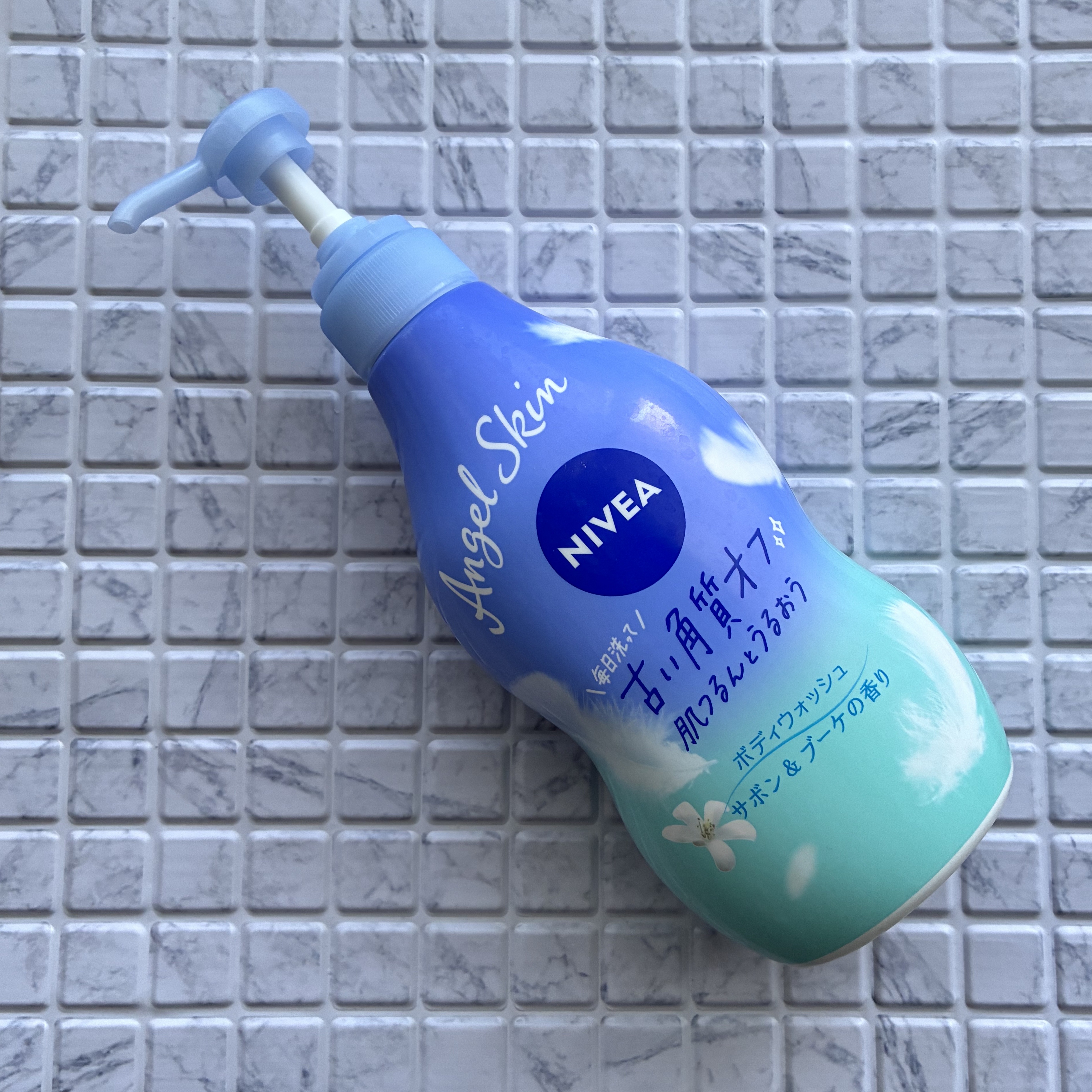 エンジェルスキン ボディウォッシュ サボン＆ブーケの香り/ニベア/ボディソープを使ったクチコミ（2枚目）