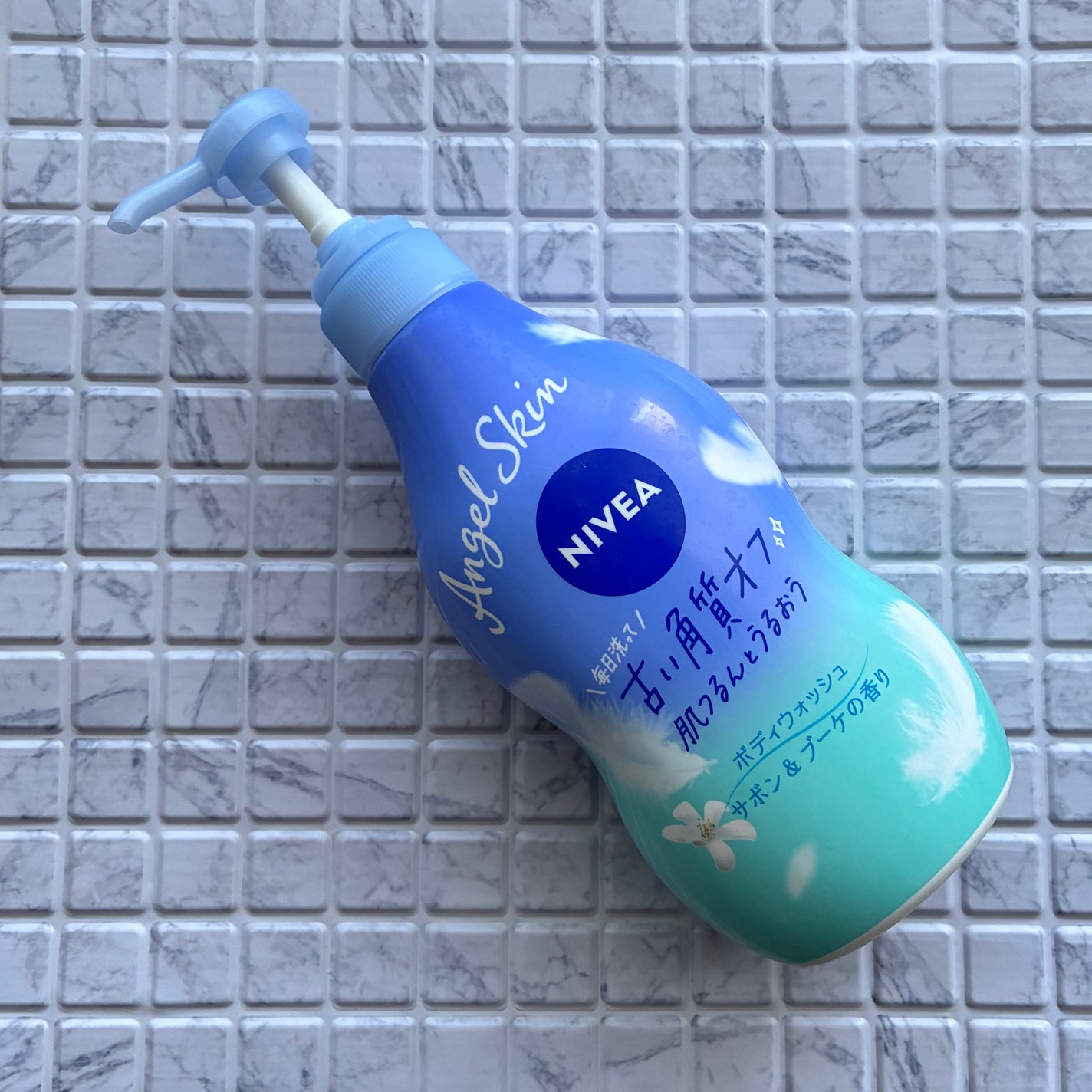 エンジェルスキン ボディウォッシュ サボン&ブーケの香り/ニベア/ボディソープを使ったクチコミ(2枚目)