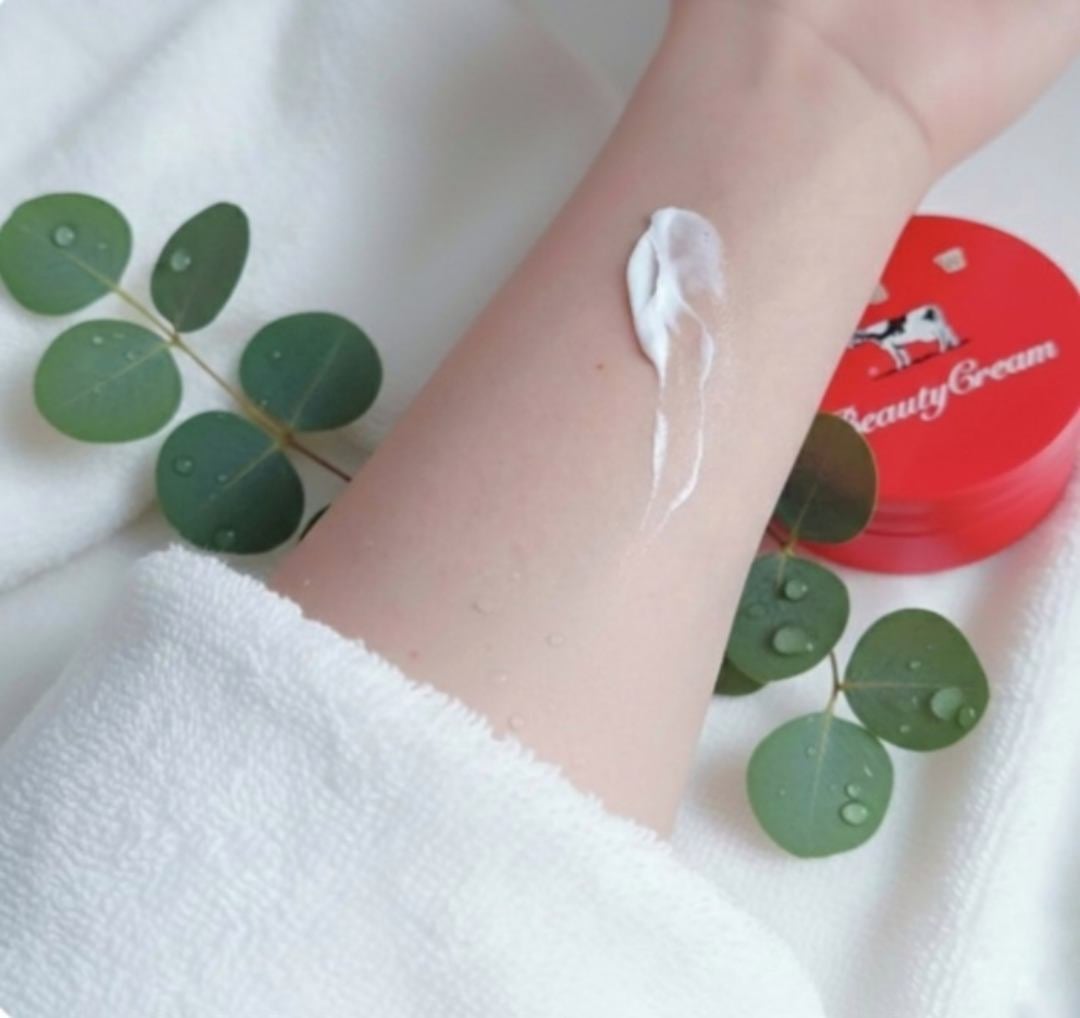 カウブランド 赤箱ビューティクリーム/カウブランド/ボディクリームを使ったクチコミ(2枚目)