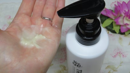 かわいい姉妹ママ on LIPS 「新発売!★ハナサクシルキーリペアシャンプー★1分以上、予洗いを..」(6枚目)