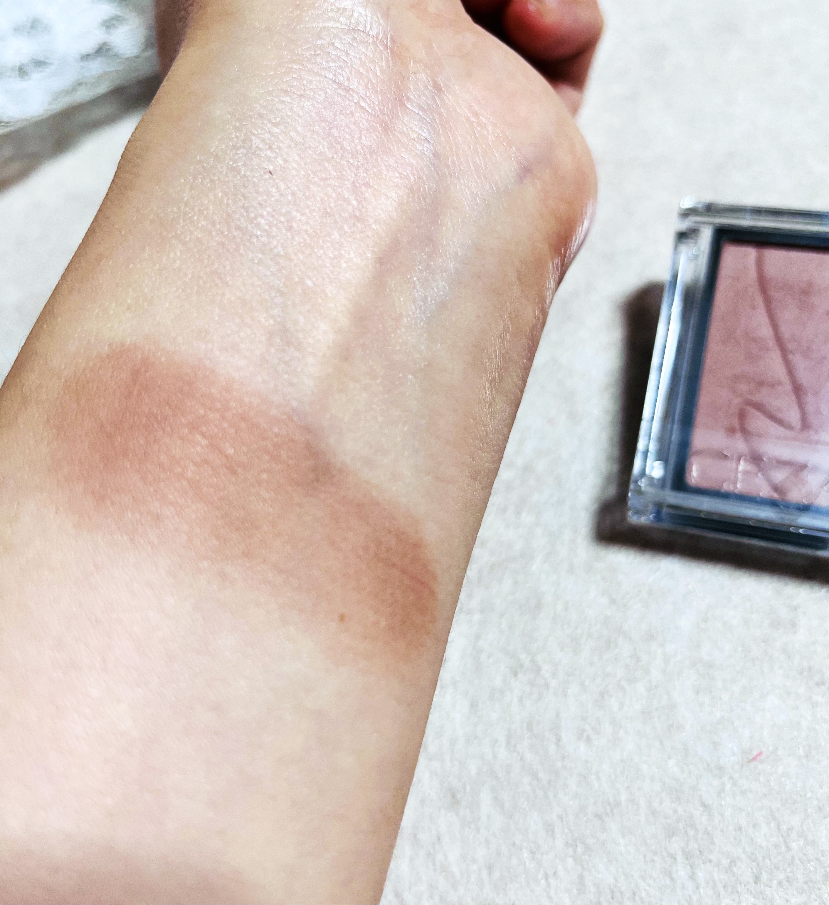 チークブラッシュ/CEZANNE/パウダーチークを使ったクチコミ（2枚目）