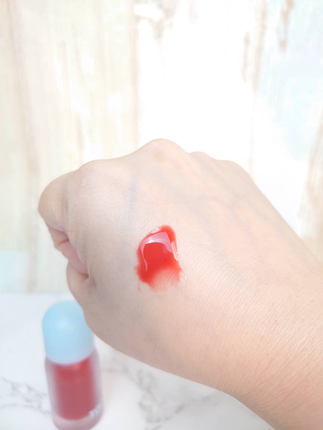 ジューシーベリープランピングリップオイル/TOCOBO/リップグロスを使ったクチコミ（3枚目）