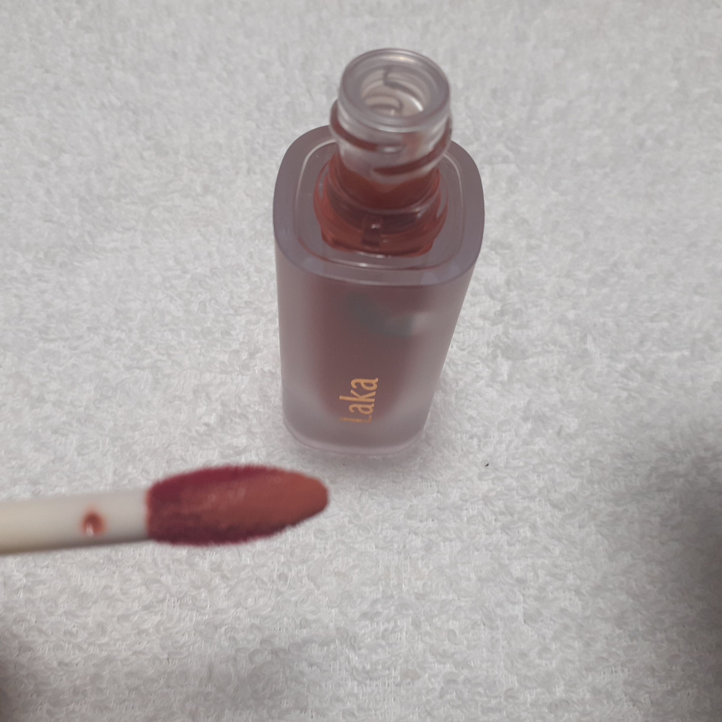 フルーティーグラムティント 103 ハミング/Laka/リップティントを使ったクチコミ（3枚目）