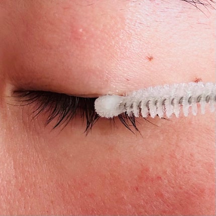 アイラッシュセラム/Bio Lucia(ビオルチア)/まつげ美容液を使ったクチコミ(4枚目)