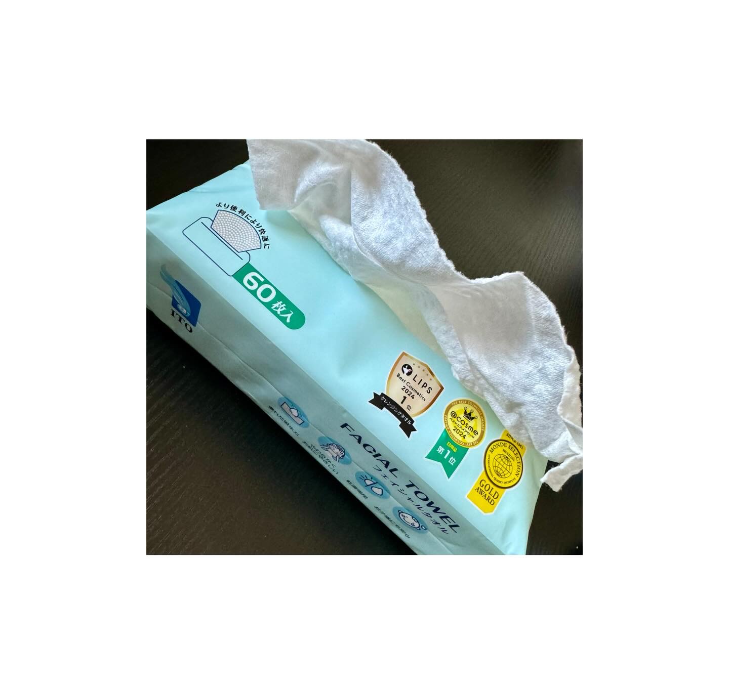 #.
.
洗顔後のふき取りやメイク落としのふき取り
パッティング、コットンパック、汗拭き等
様々な用途に使えるよ 🙆‍♀️
.
.
ティッシュタイプで取り出し簡単で
使いやすいのが良い ︎👍🏻 ̖́-
.
.
【ITOフェイシャルタオ