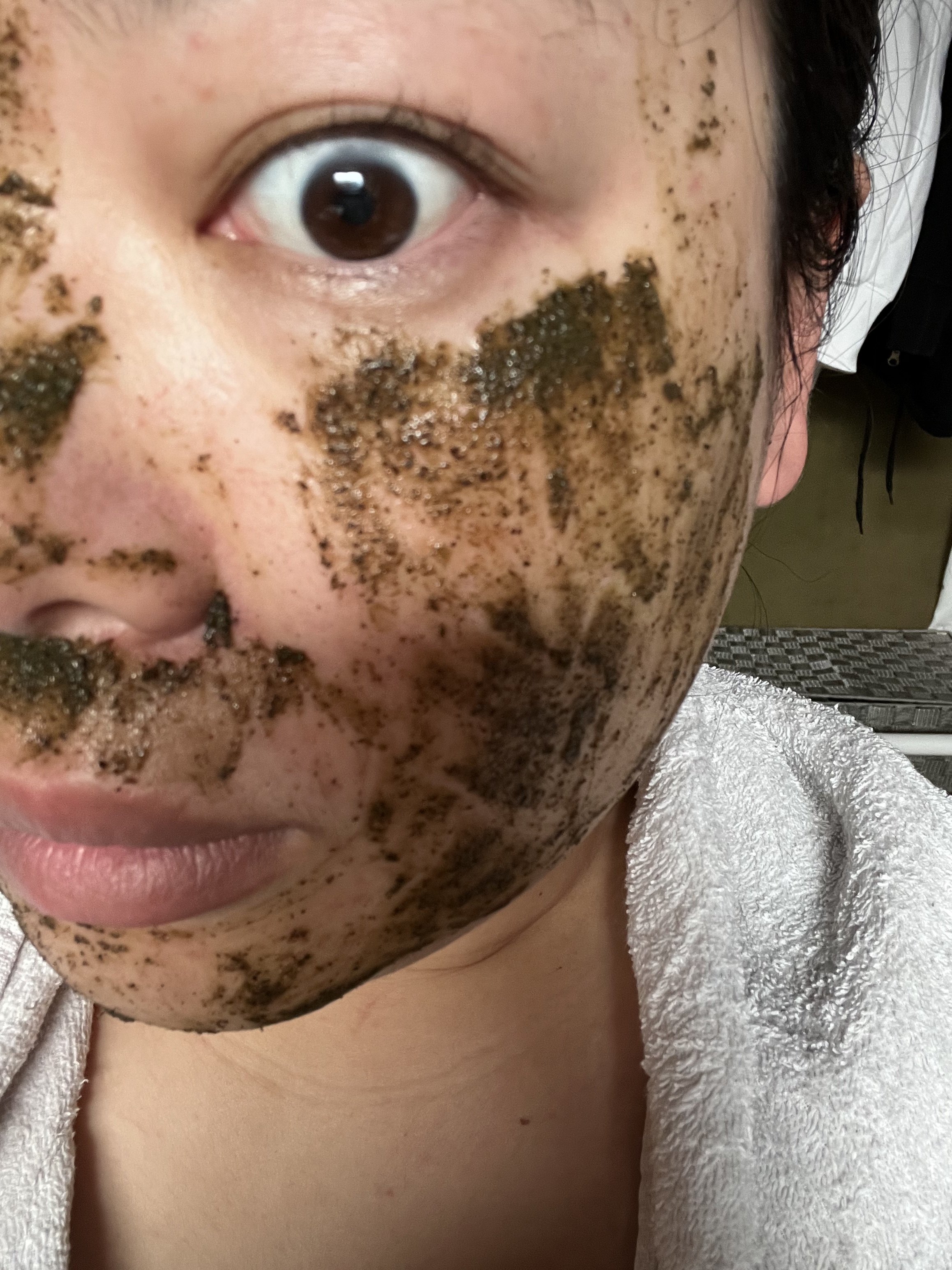 ティーツリーハーブピーリングパック/WellDerma/洗い流すパック・マスクを使ったクチコミ（3枚目）