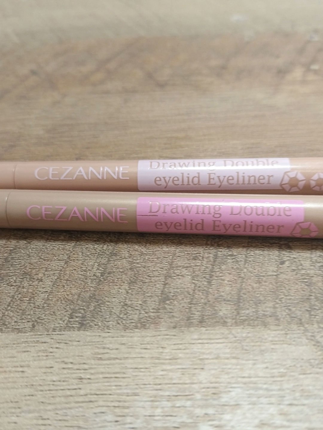 描くふたえアイライナー/CEZANNE/リキッドアイライナーを使ったクチコミ（1枚目）