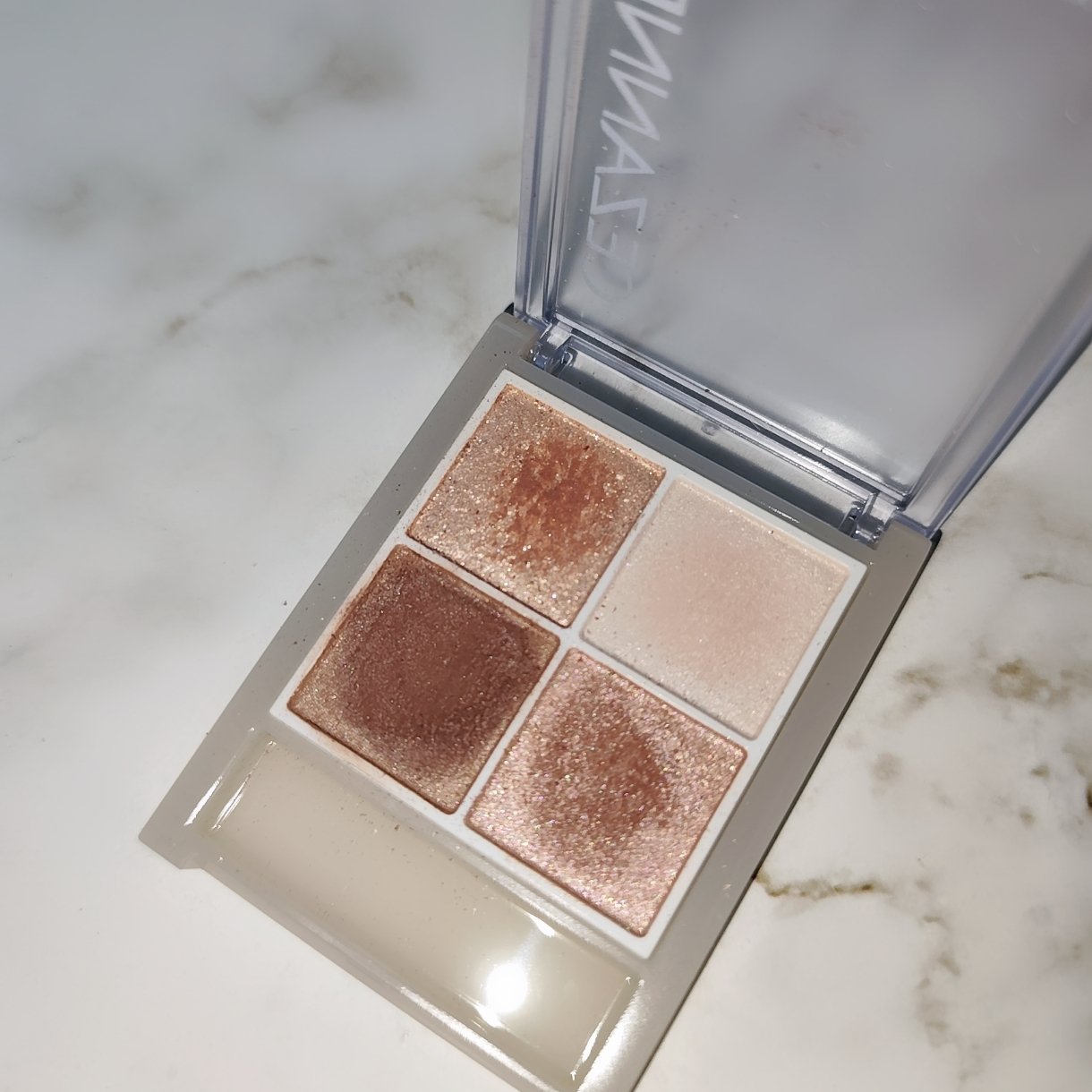 ペールトーンアイシャドウ/CEZANNE/アイシャドウを使ったクチコミ（1枚目）