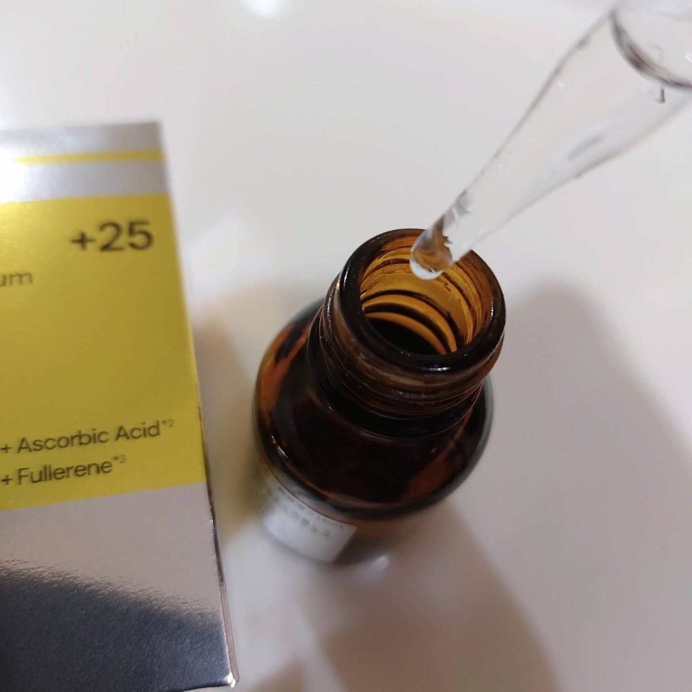 暁子 on LIPS 「毛穴対策に✨ビタミンC配合の美容液。肌をすこやかに保ち、使うた..」(3枚目)