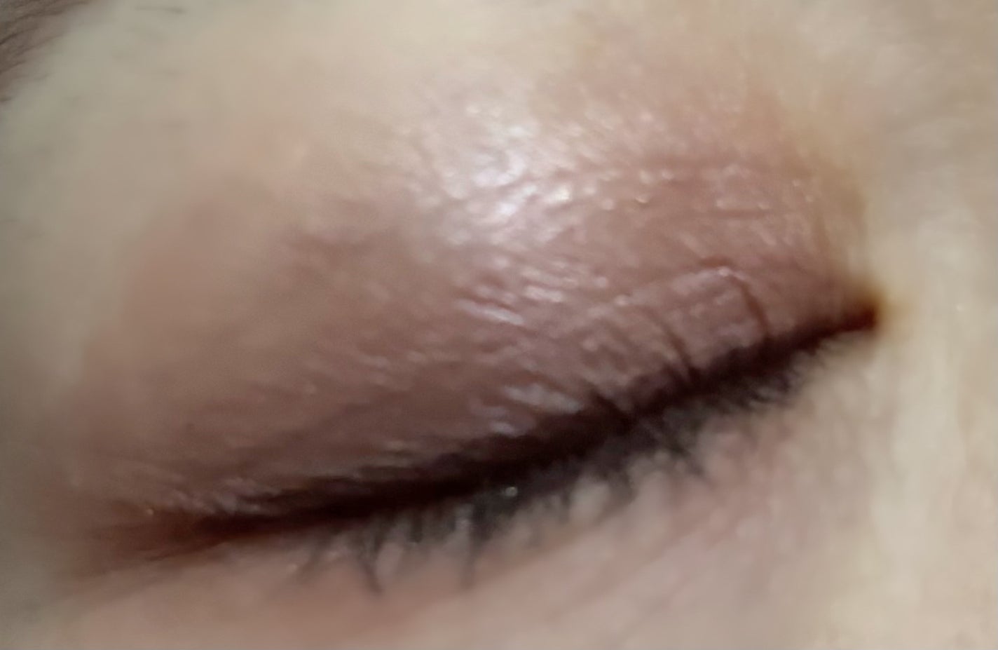 ライティングアップアイシャドウ/CEZANNE/アイシャドウを使ったクチコミ(3枚目)