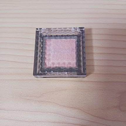 シングルシャイニーアイシャドウ/CEZANNE/アイシャドウを使ったクチコミ(1枚目)