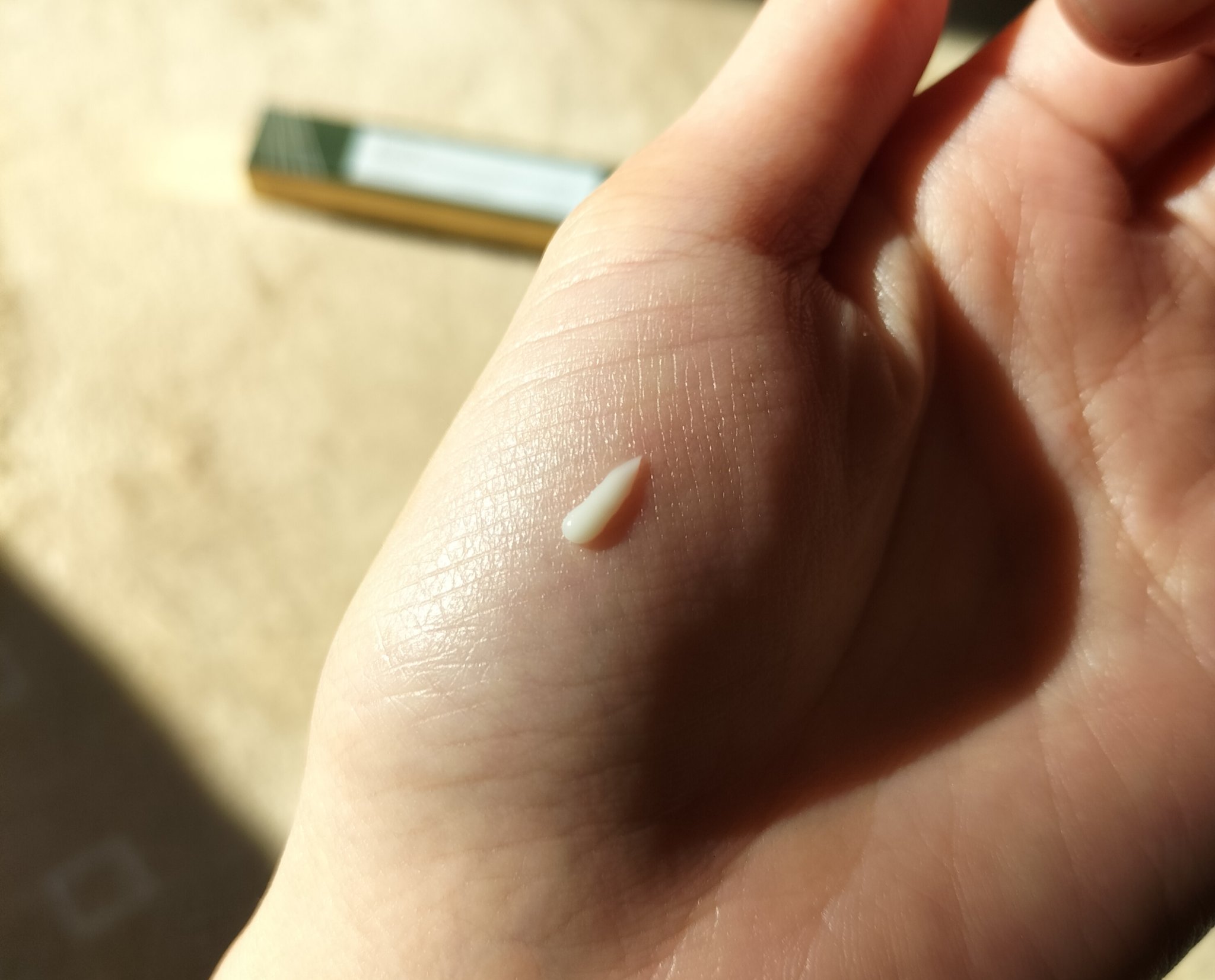 ホワイトマスティックレチノールリンクルフォーカスアイクリーム/Mastina/アイケア・アイクリームを使ったクチコミ（2枚目）