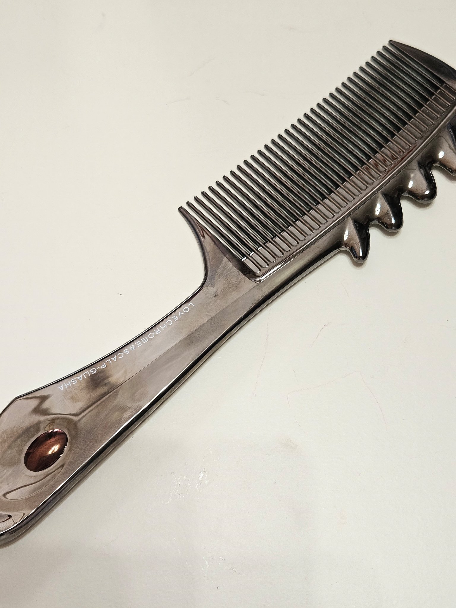 B3 カッサモデル ディープブラック/LOVECHROME/ヘアコームを使ったクチコミ（1枚目）