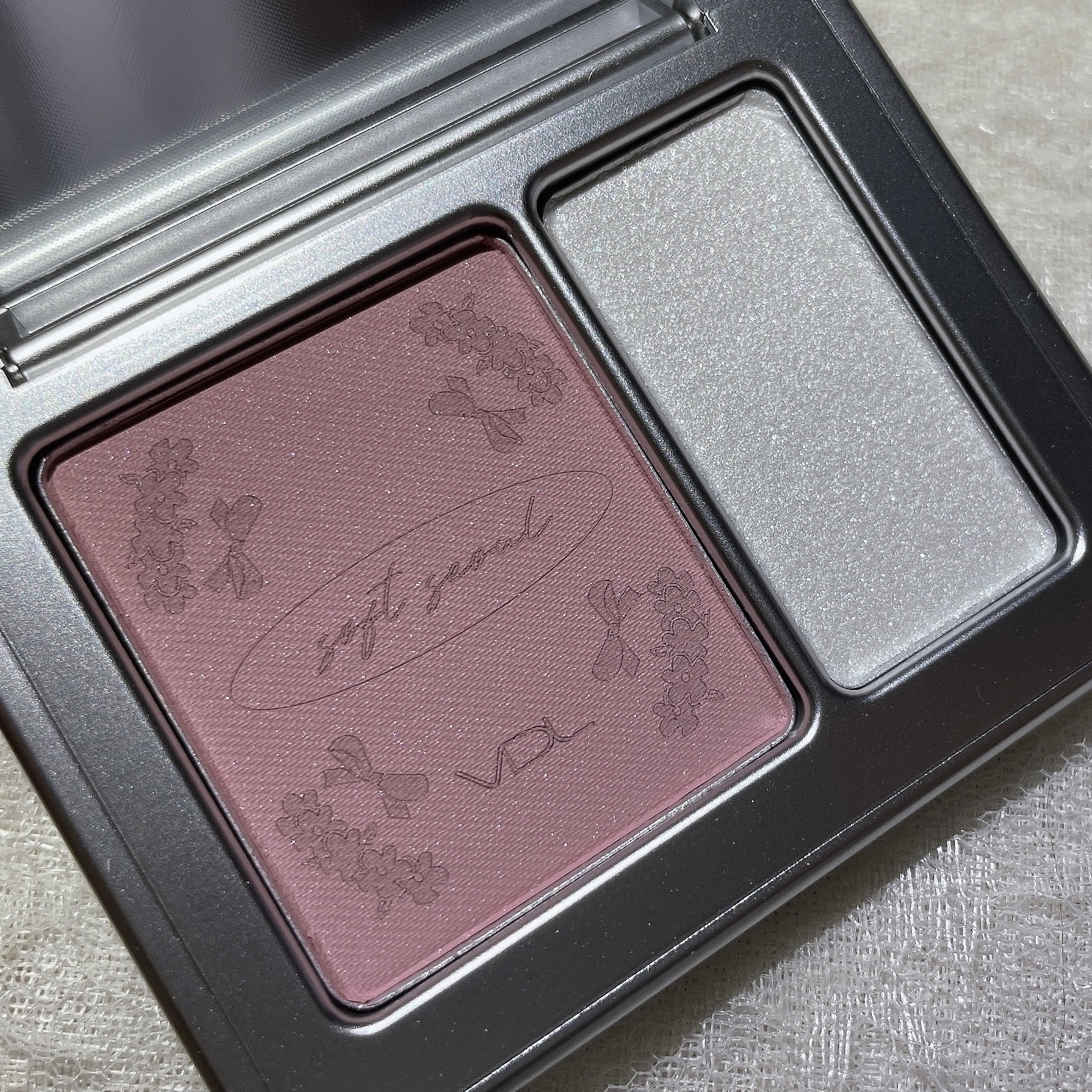 VDL チークステイン ブラッシャー＆ハイライター/VDL/パウダーチークを使ったクチコミ（3枚目）