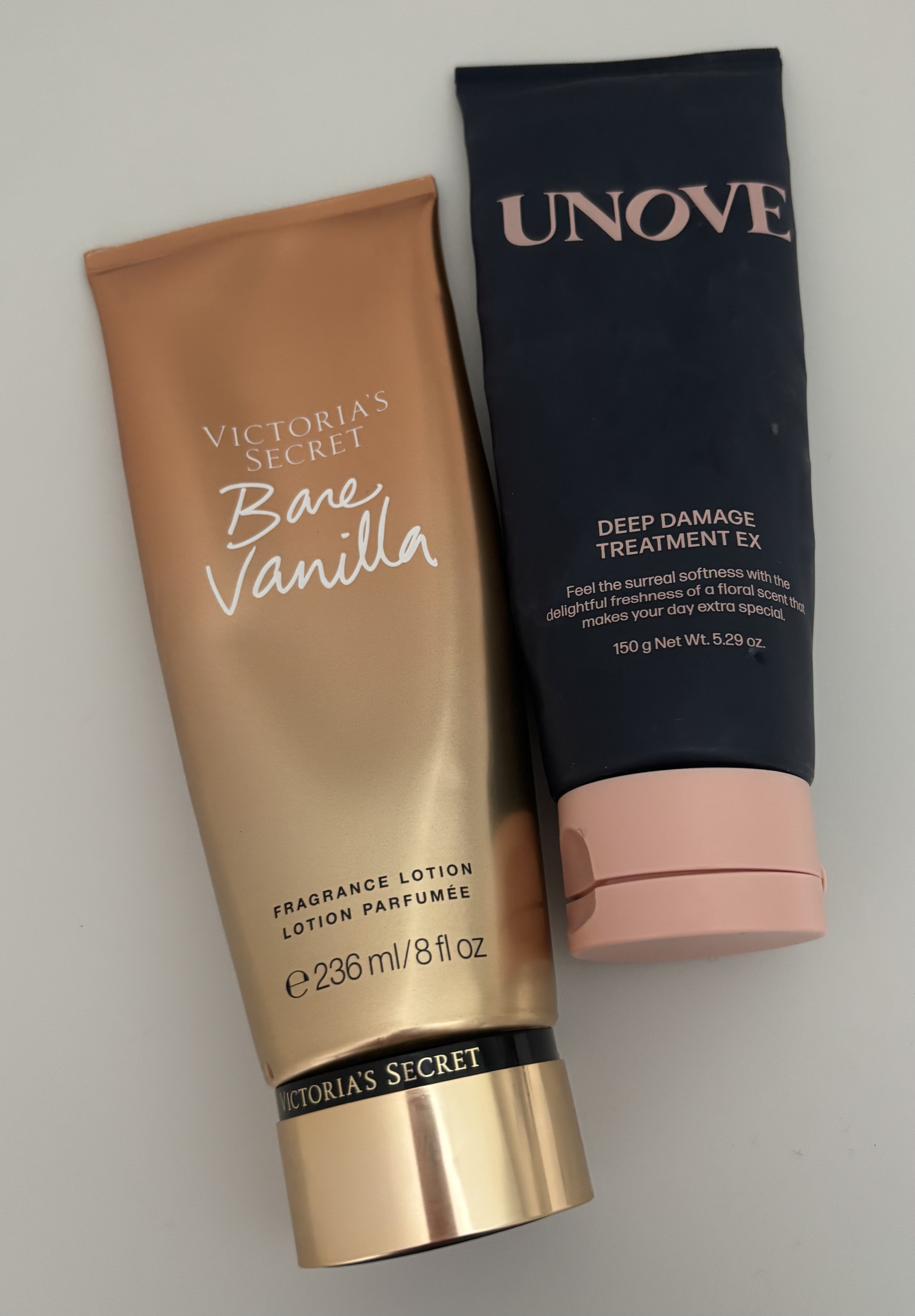 使い切り✨️

①ヴィクトリアズシークレット
フレグランスローション

②UNOVE
ディープダメージトリートメントEX

また使いたい٩(๑❛ᴗ❛๑)۶

何回かリピートしています(´•͈ω•͈⑅)

みていただき、
ありがとうございまし