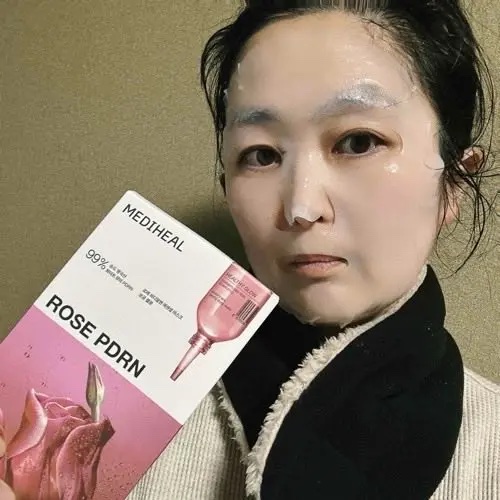 ローゼPDRNエッセンシャルマスクヘルシーグロウ/MEDIHEAL/シートマスク・パックを使ったクチコミ（3枚目）