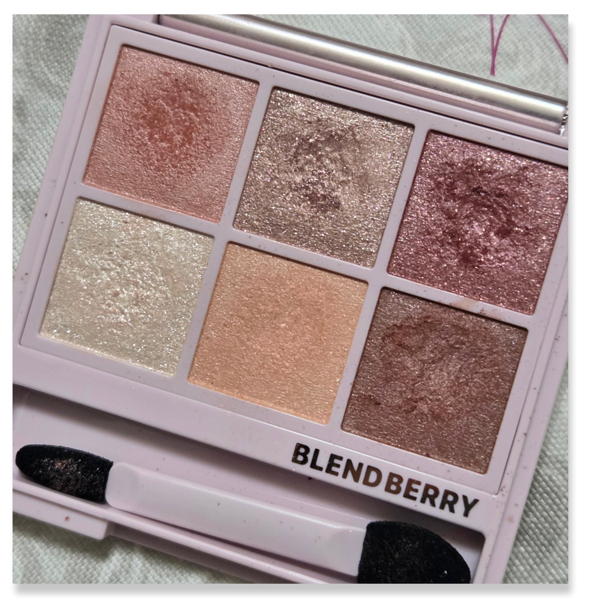 オーラクリエイション/BLEND BERRY/アイシャドウパレットを使ったクチコミ（3枚目）