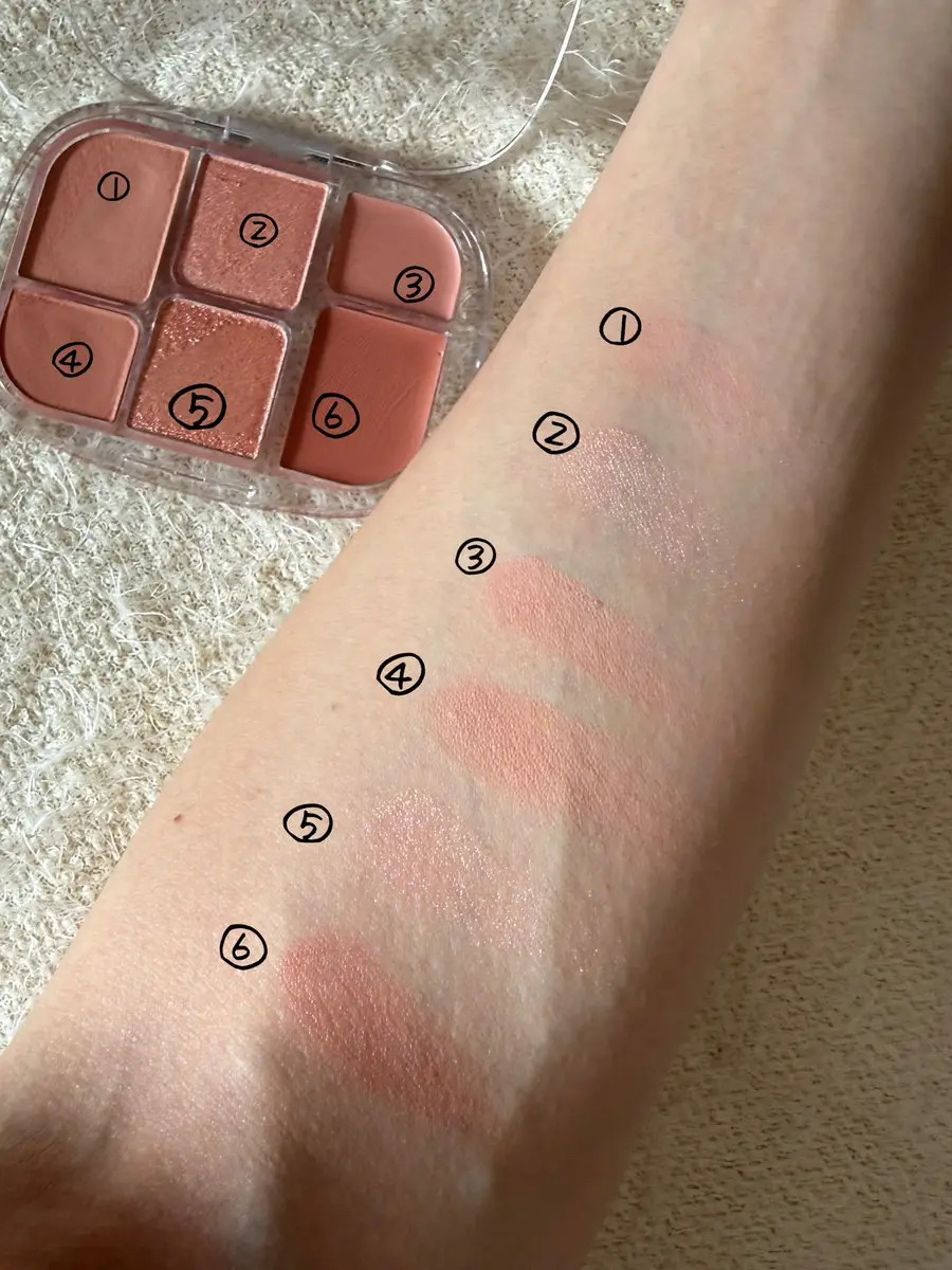 ソフトシアーマルチパレット 05 ピンクフレア/wakemake/アイシャドウパレットを使ったクチコミ（2枚目）