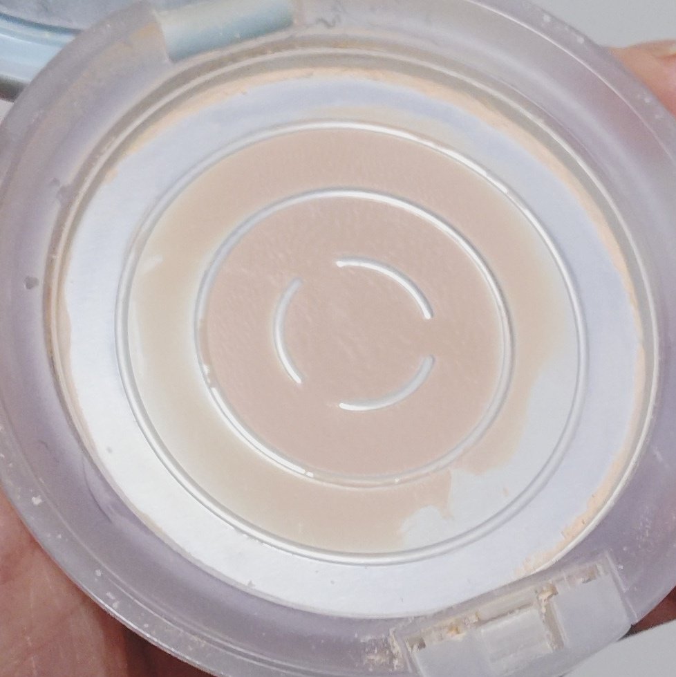 エクセル プロテクティブ  UVリタッチパウダー/excel/プレストパウダーを使ったクチコミ（2枚目）