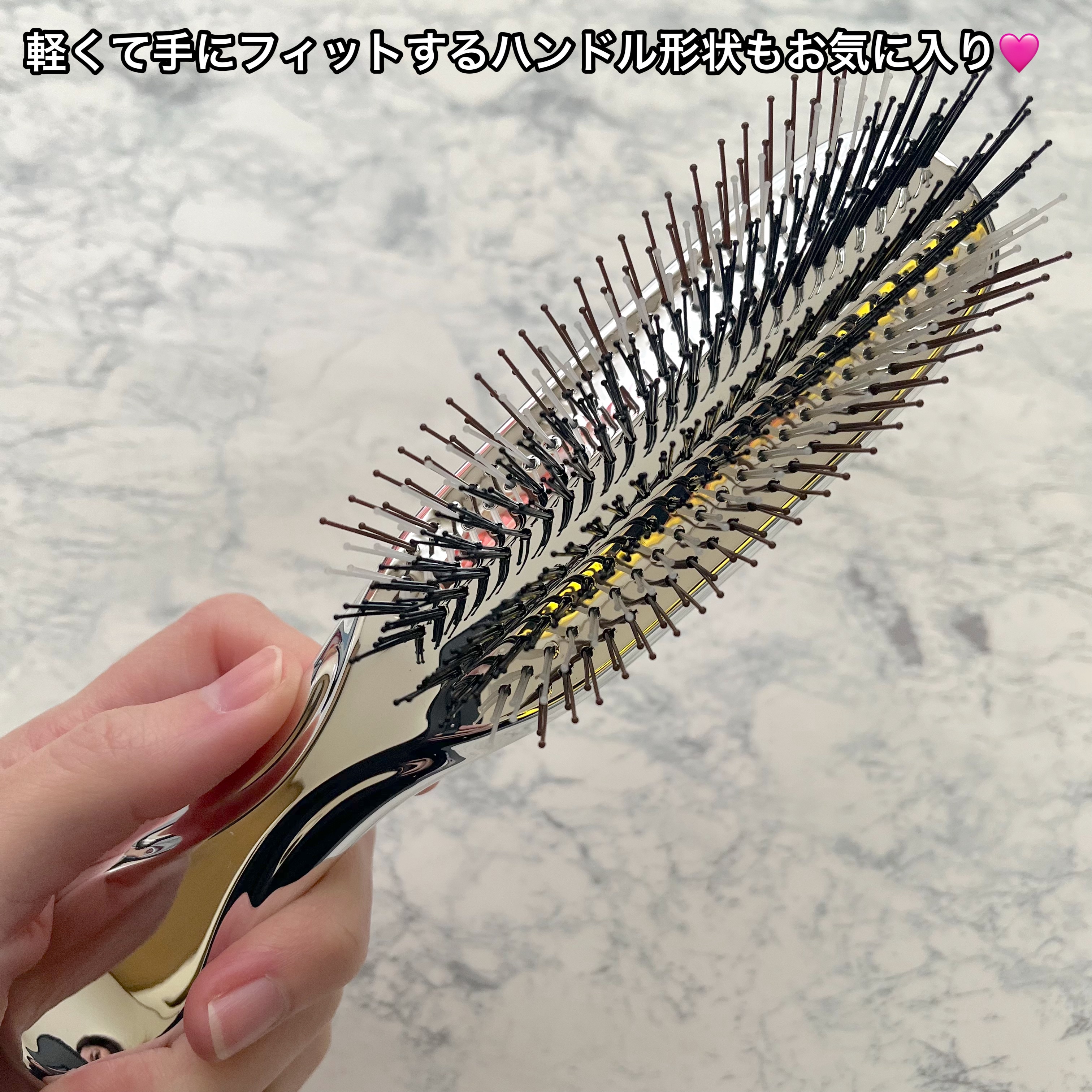 リノン スカルプケアブラシ/Linon/スカルプブラシを使ったクチコミ（2枚目）