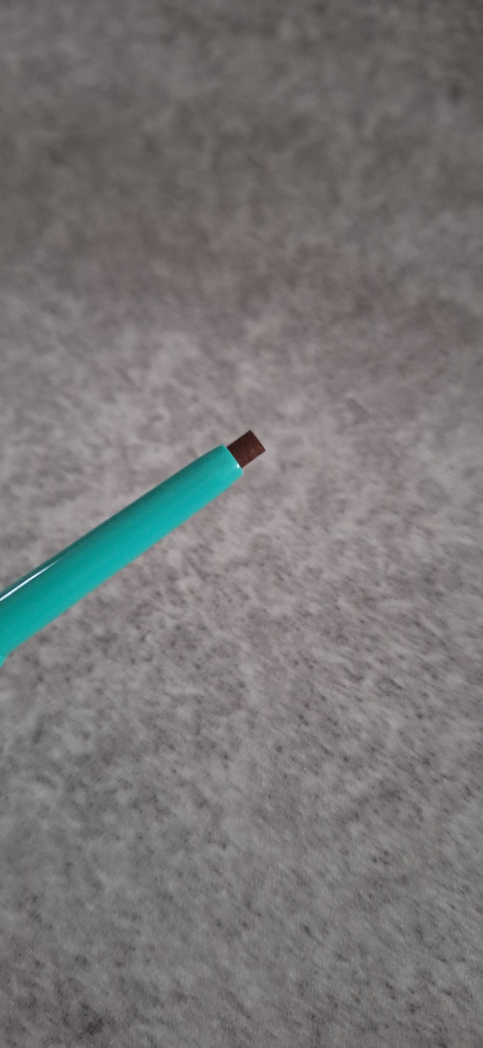 「密着アイライナー」クリームペンシル ルミナスブロンズ(限定色)/デジャヴュ/ペンシルアイライナーを使ったクチコミ（2枚目）