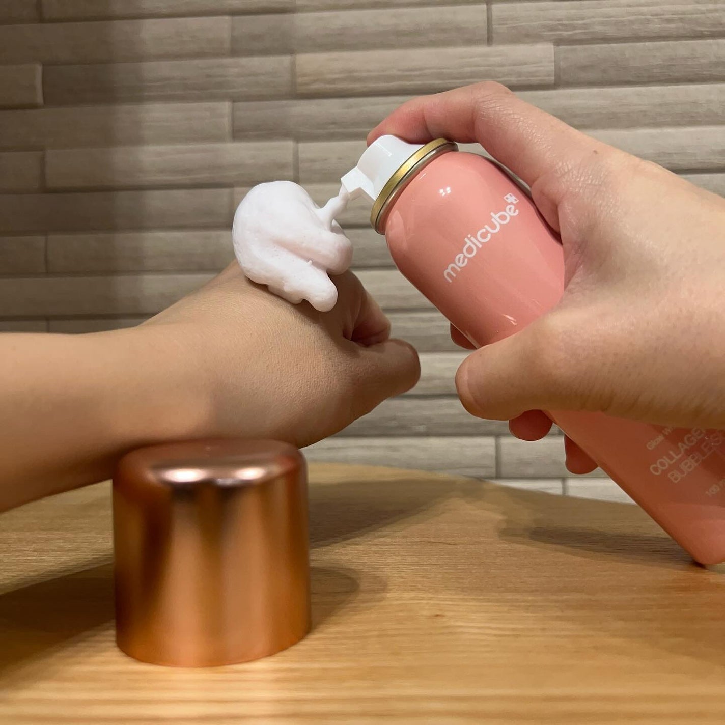 コラーゲンバブルセラム/MEDICUBE/美容液を使ったクチコミ(6枚目)