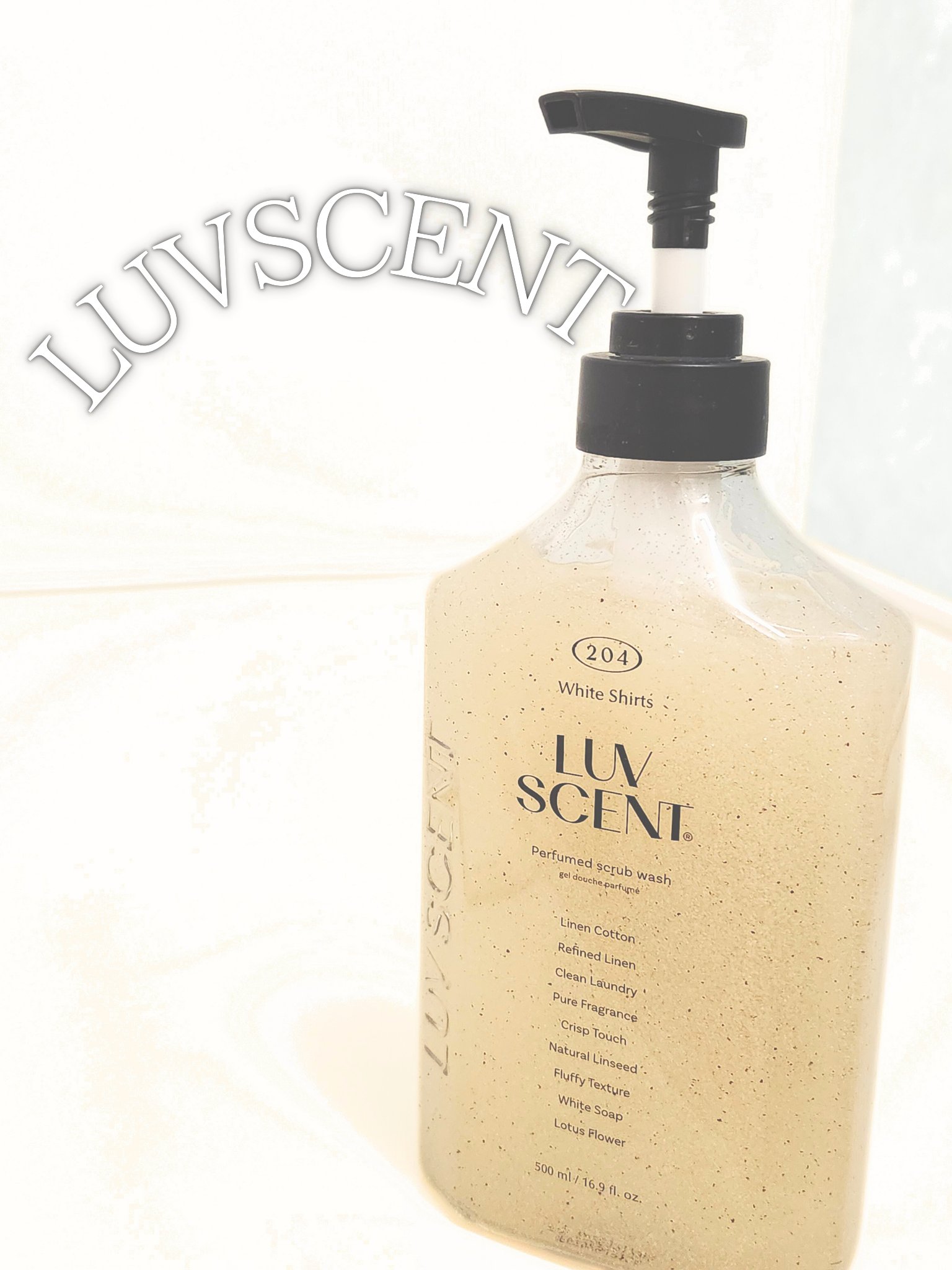 スクラブボディウォッシュ ホワイトシャツ リネンコットン/LUV SCENT/ボディスクラブを使ったクチコミ（1枚目）