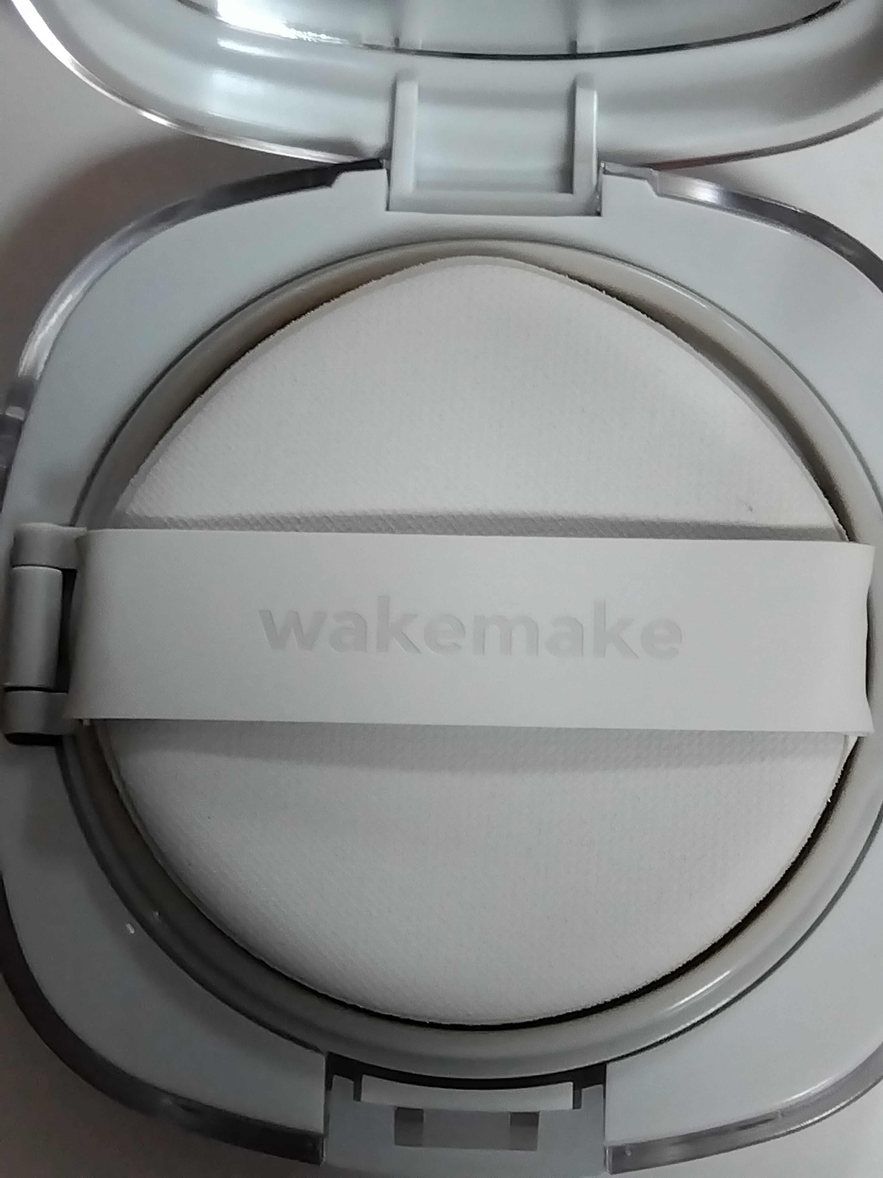 シームレスウェアクッション/wakemake/クッションファンデーションを使ったクチコミ（3枚目）