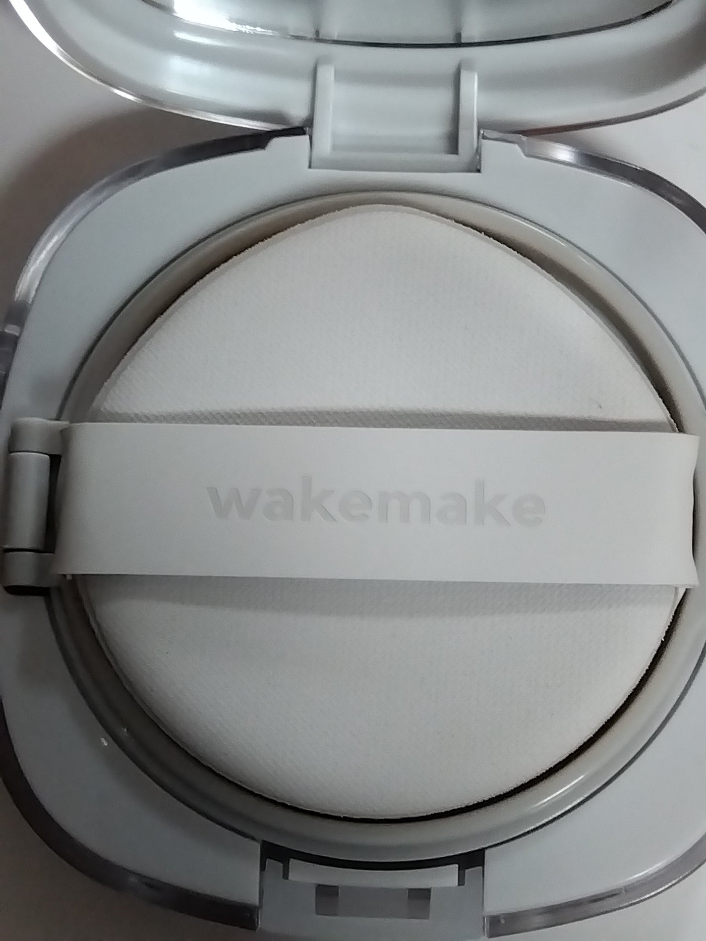 シームレスウェアクッション/wakemake/クッションファンデーションを使ったクチコミ(3枚目)