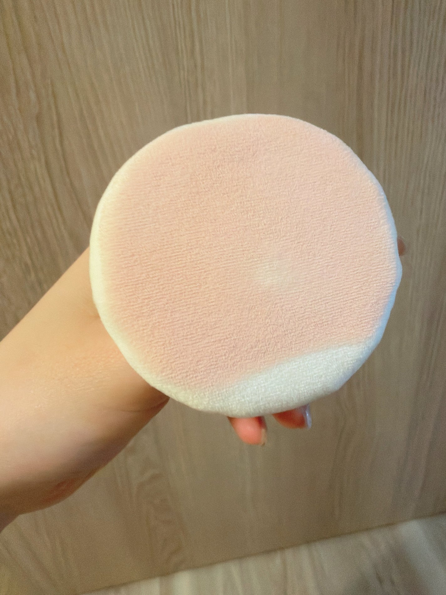 すっぴんパウダー ウォームグロウ フルールハニーの香り/クラブ/プレストパウダーを使ったクチコミ(6枚目)