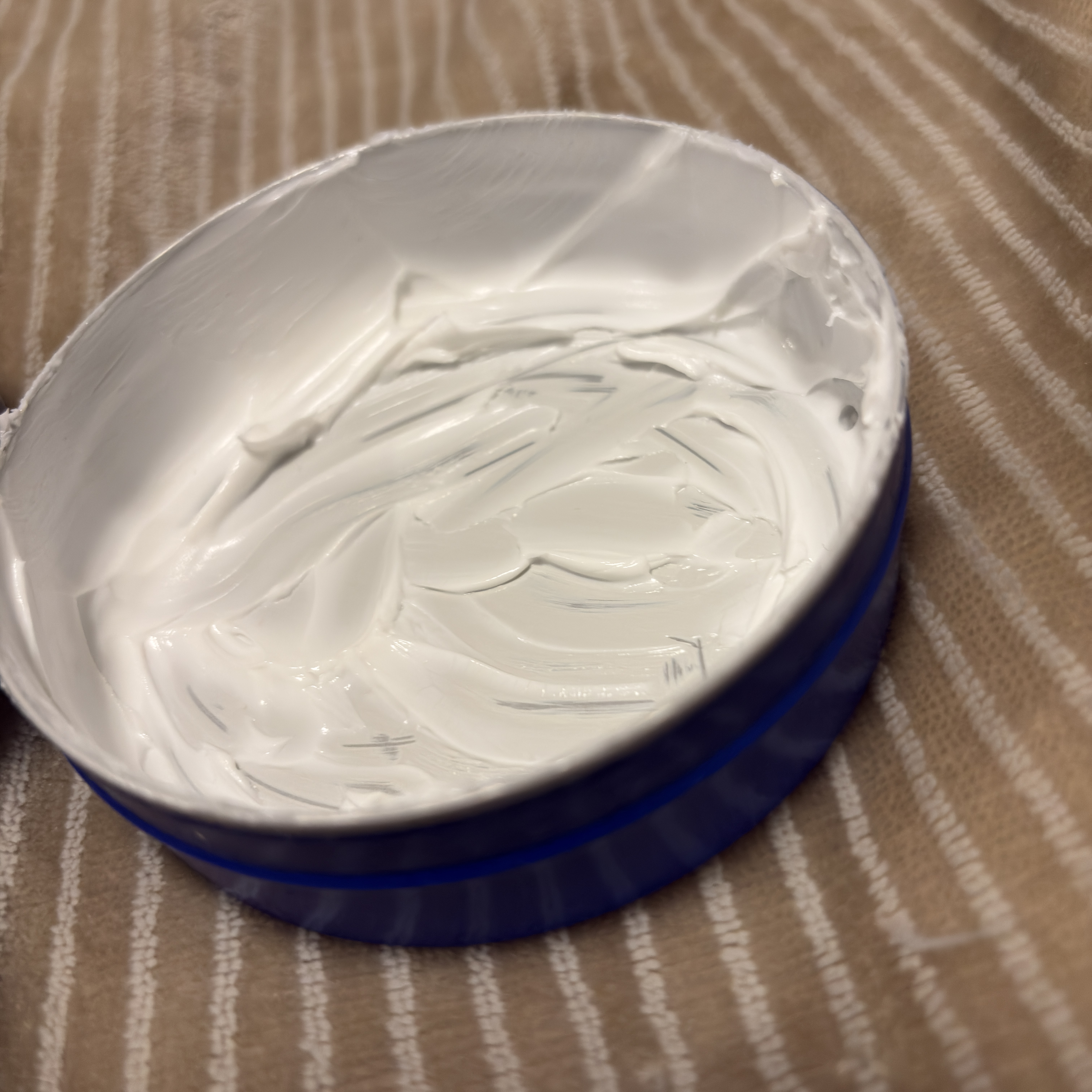 ニベアクリーム/ニベア/ボディクリームを使ったクチコミ（2枚目）