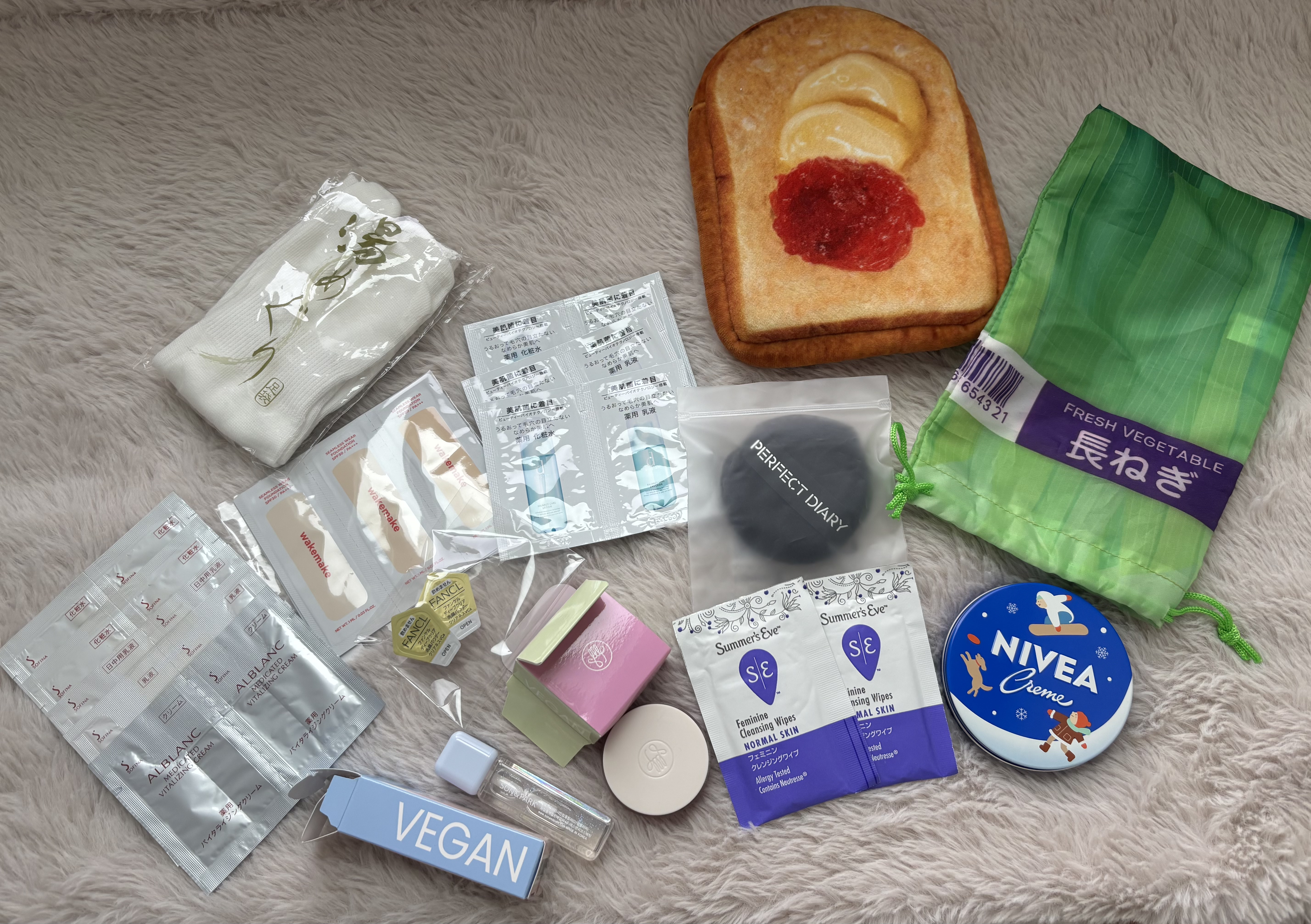 ニベアクリーム 限定デザイン 缶(生産終了）/ニベア/ボディクリームを使ったクチコミ（1枚目）