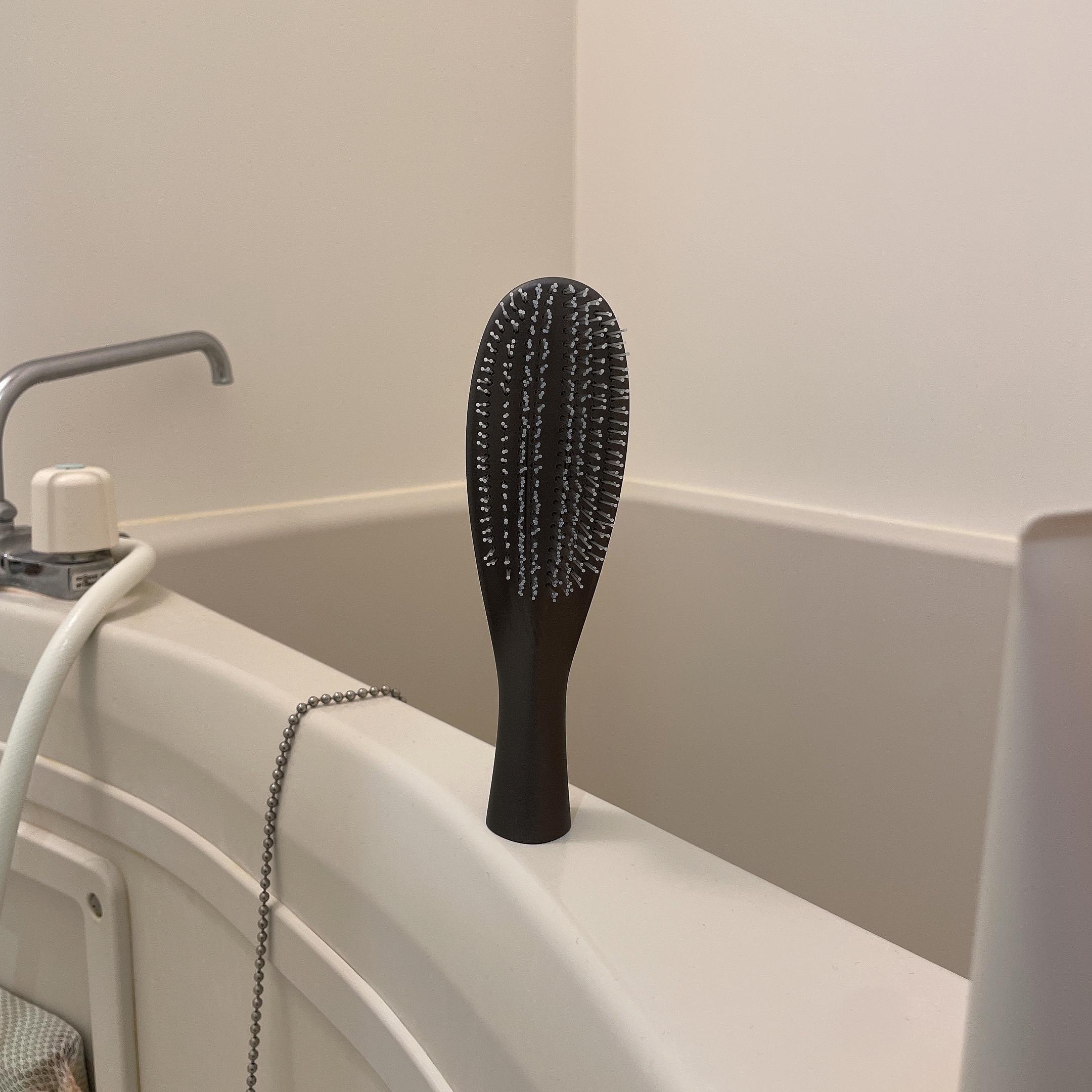 サロニア　スムースシャインマルチケアブラシ/SALONIA/ヘアブラシを使ったクチコミ（3枚目）