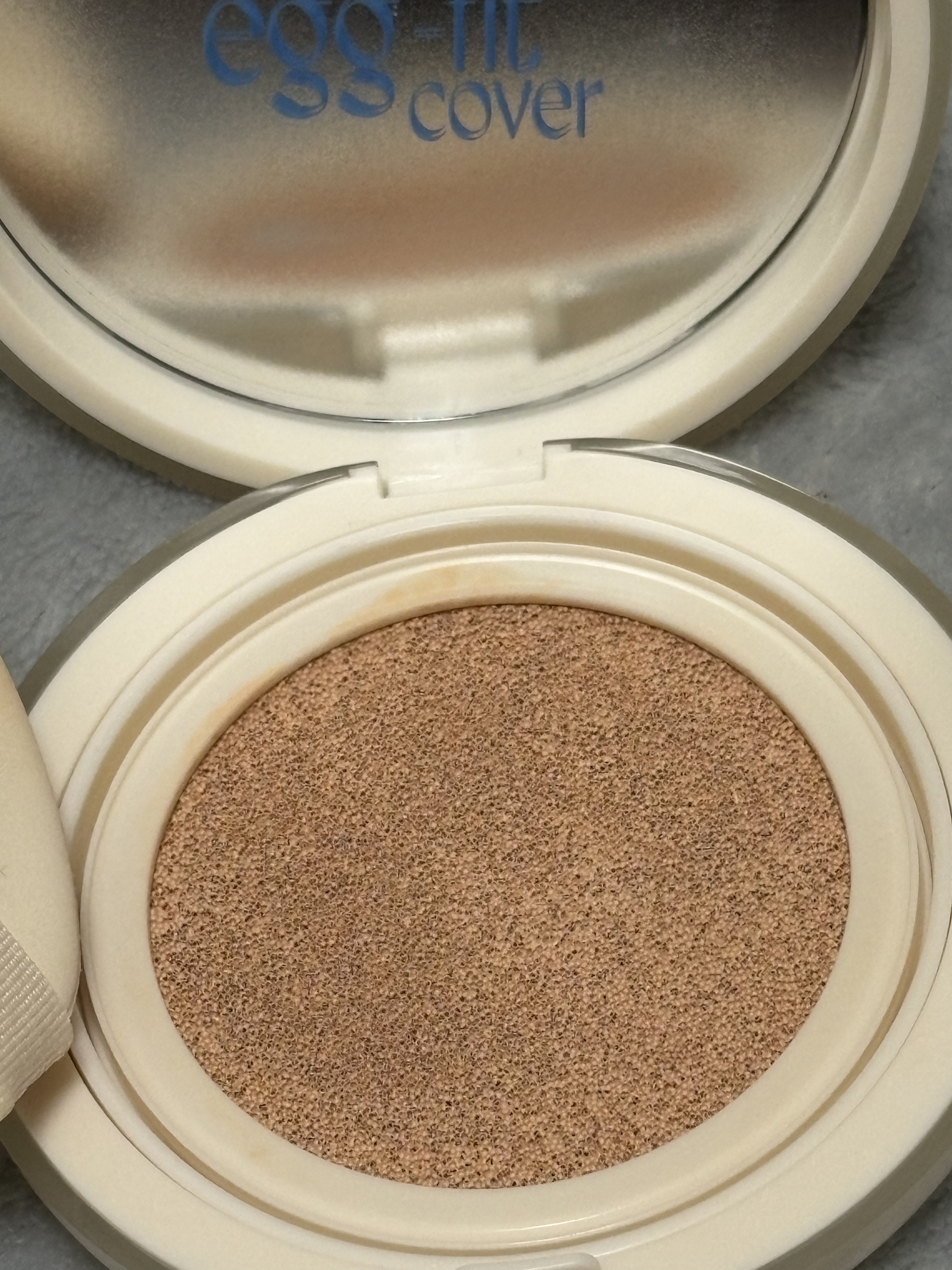 フィー クッションエッグフィットカバー/fwee/クッションファンデーションを使ったクチコミ（2枚目）