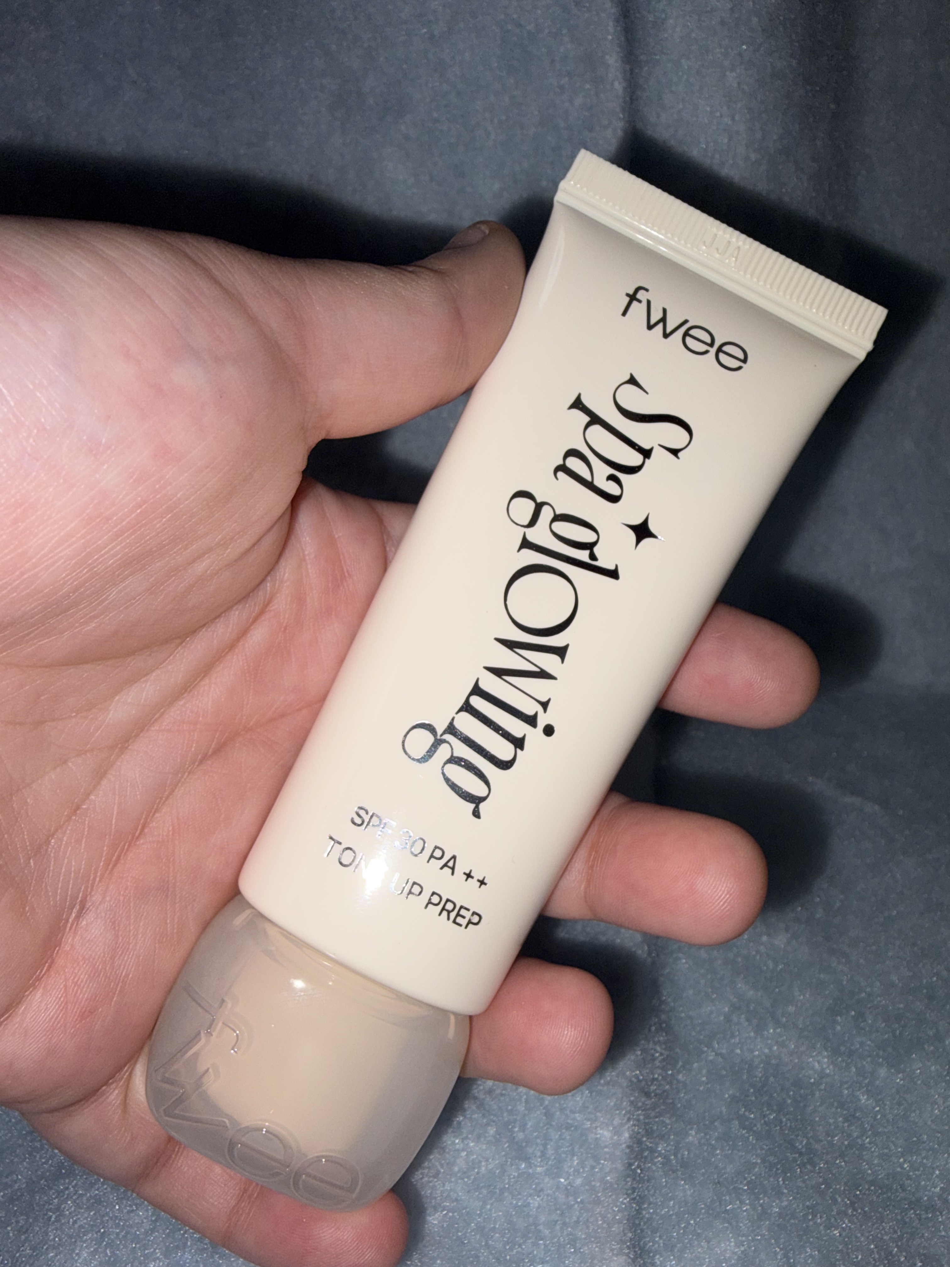 スパグロウUVトーンアップベース/fwee/化粧下地を使ったクチコミ（2枚目）