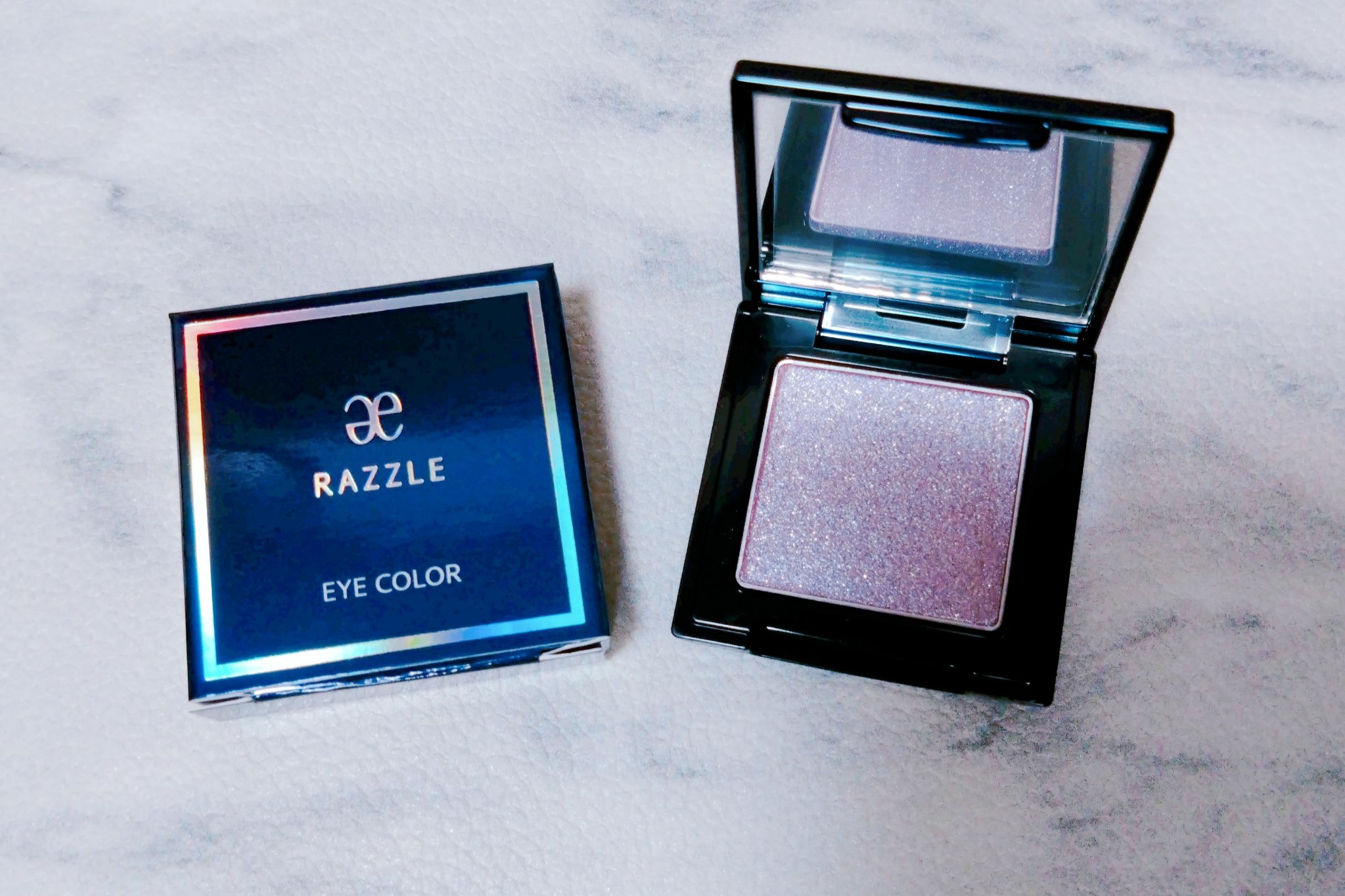 ラズル アイカラー/エレガンス ラズル /単色アイシャドウを使ったクチコミ（1枚目）