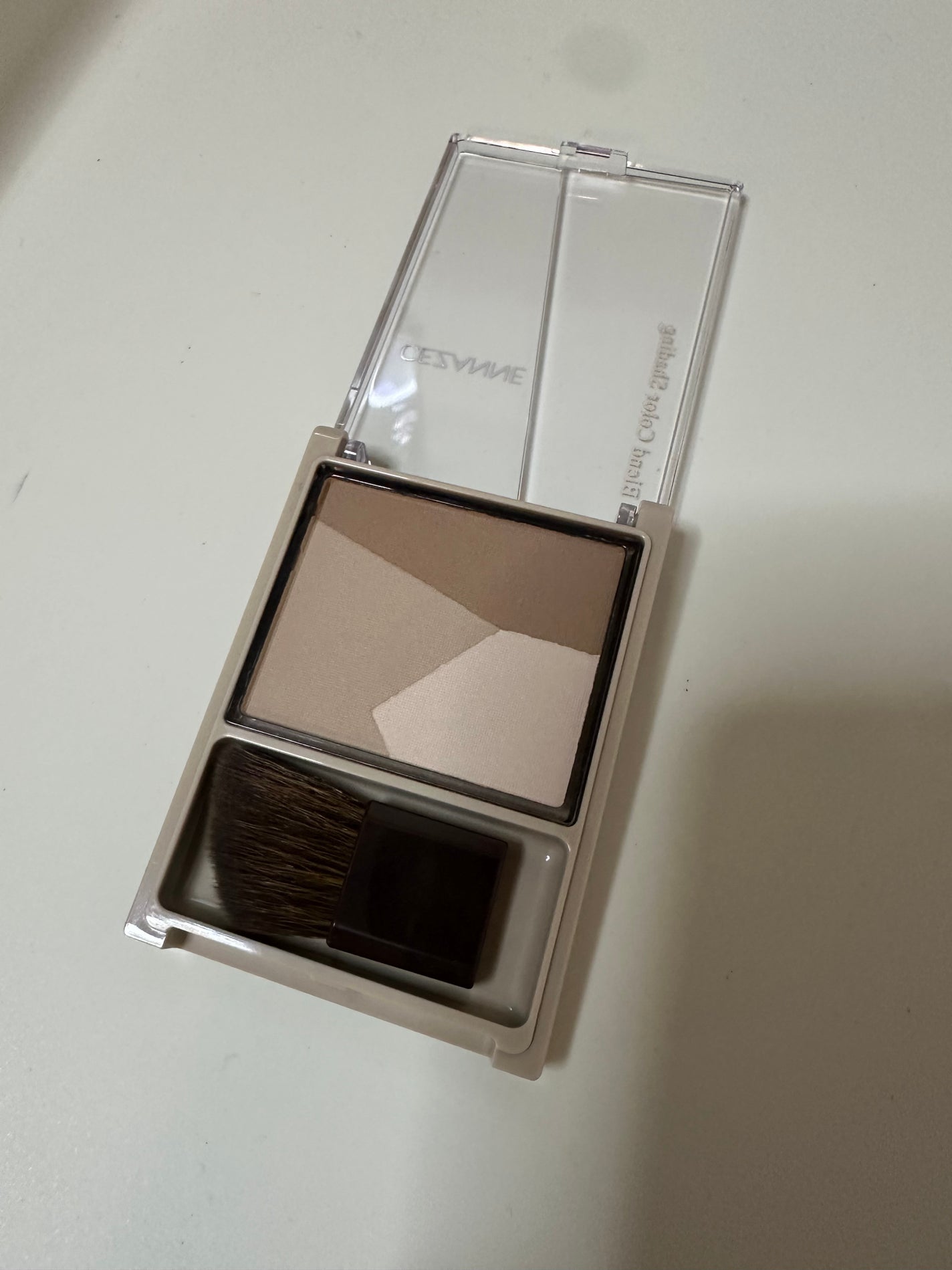 ブレンドカラーシェーディング/CEZANNE/シェーディングを使ったクチコミ(5枚目)