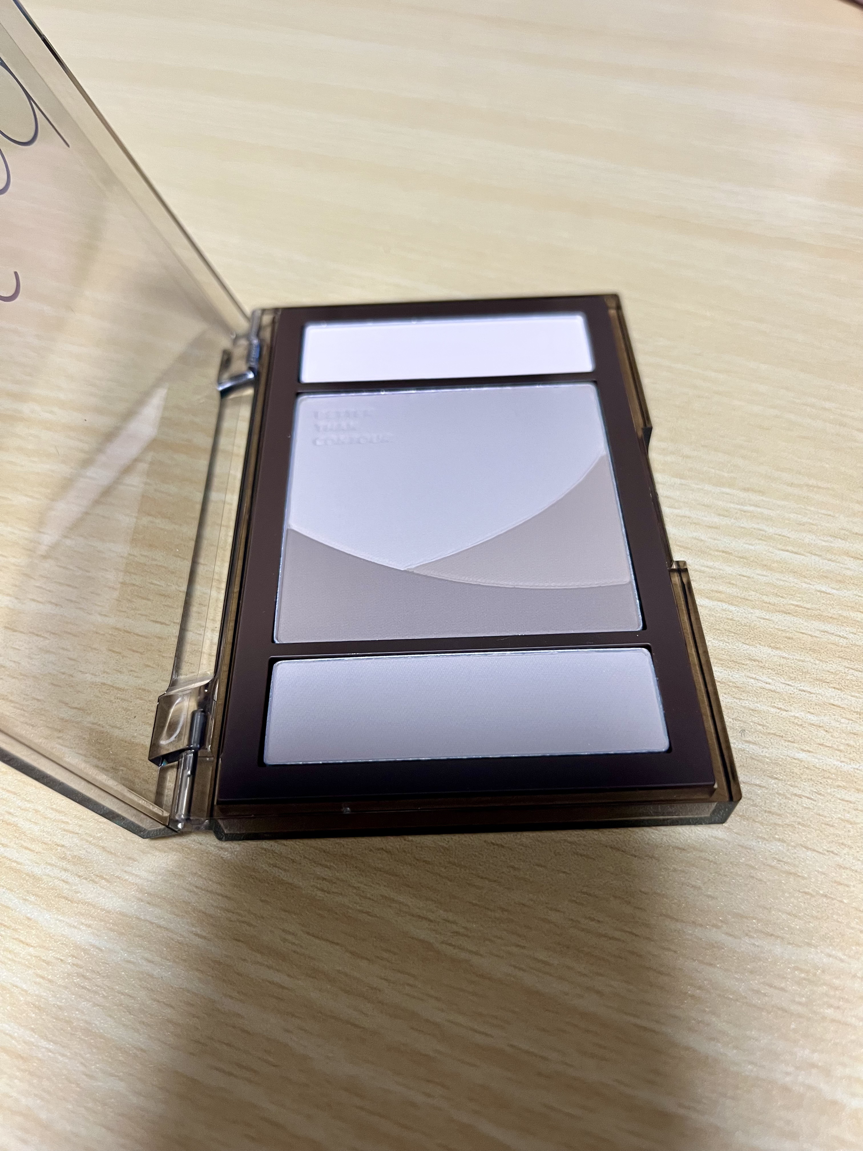 ベターザンコントゥア/rom&nd/シェーディングを使ったクチコミ（2枚目）